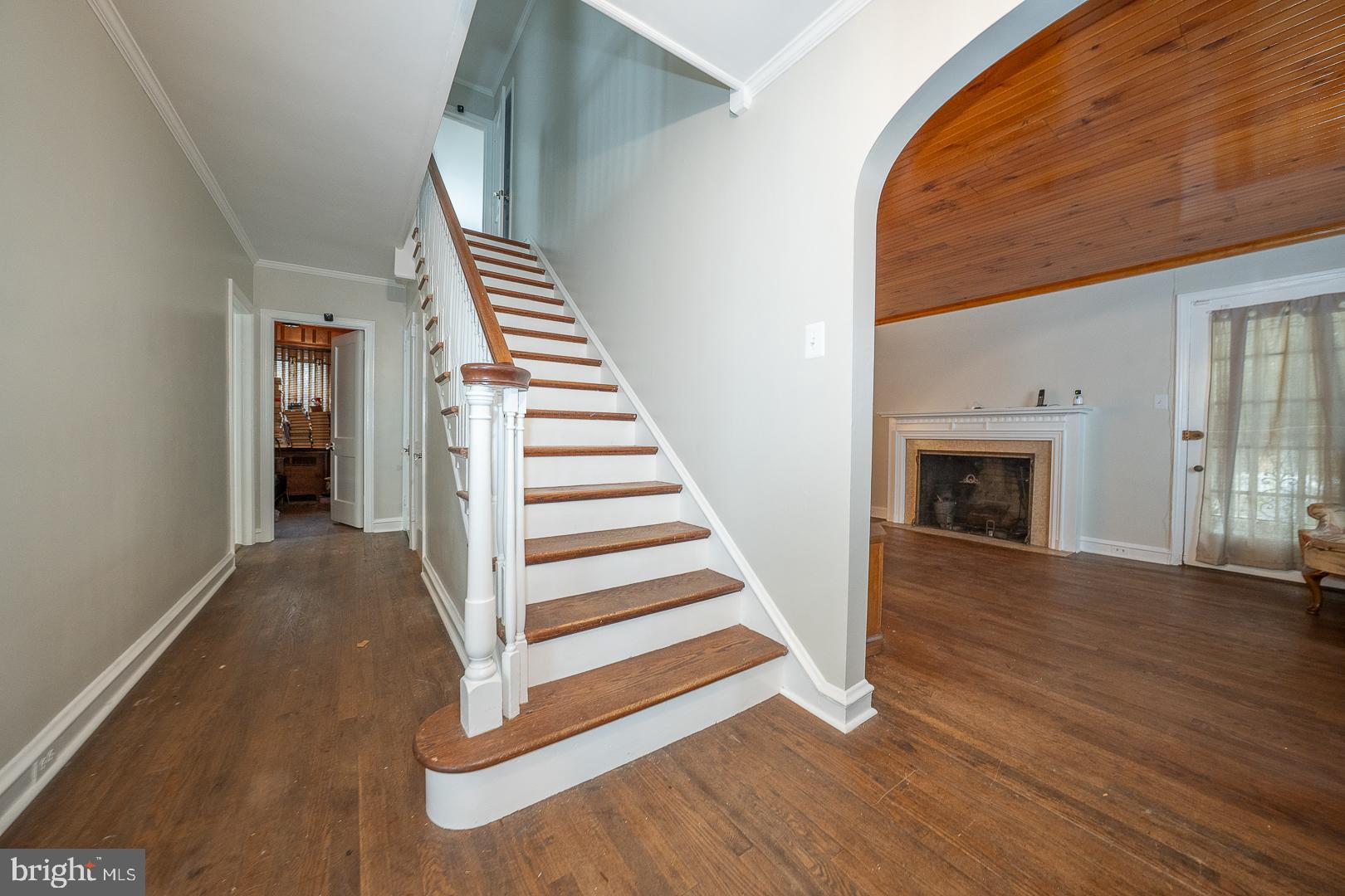 EAST OAK LANE - Residential