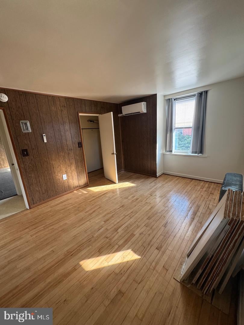 106 W MAIN STREET 10