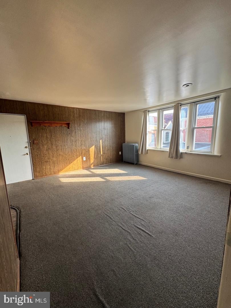 106 W MAIN STREET 10
