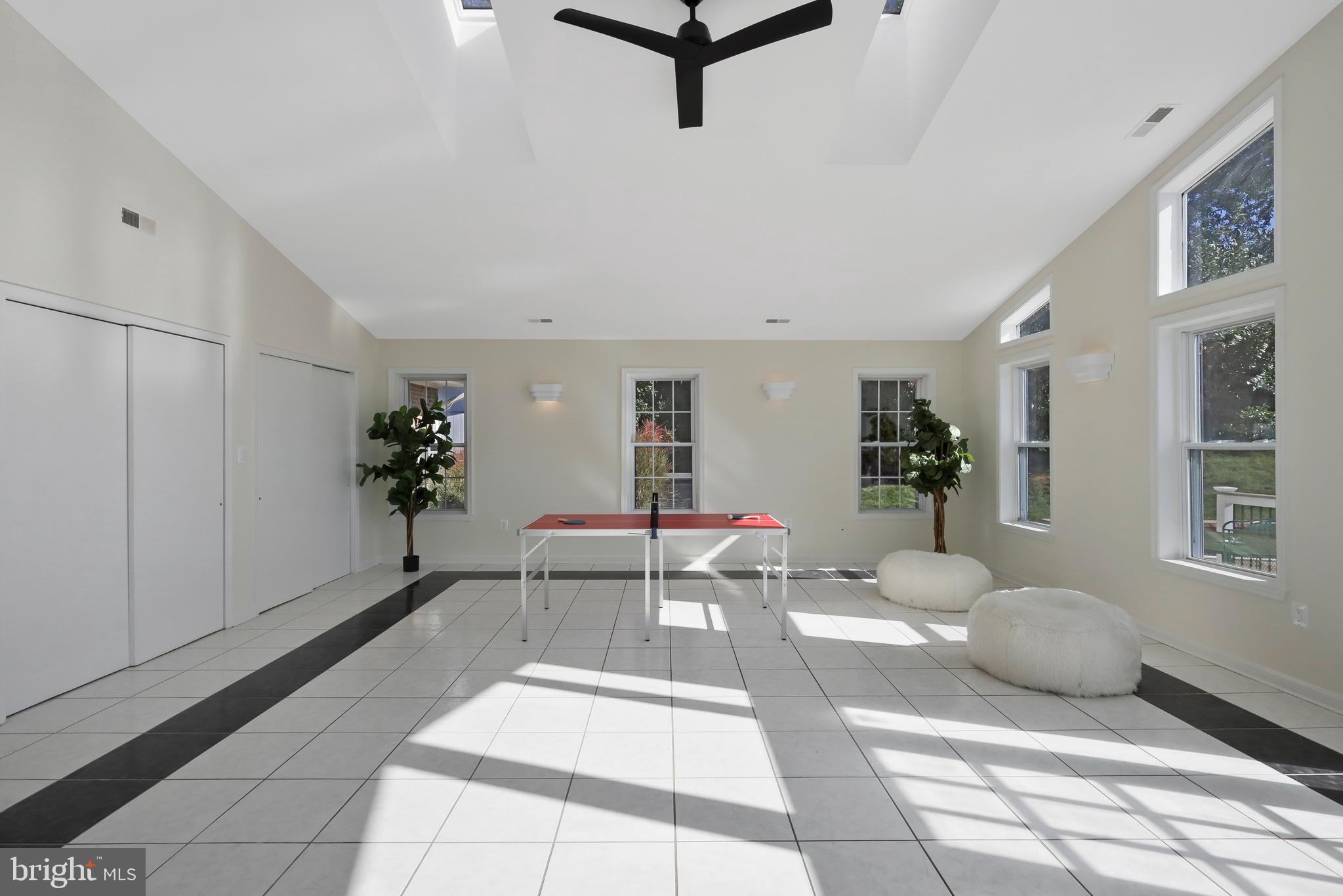 HARBOR VIEW - Residential