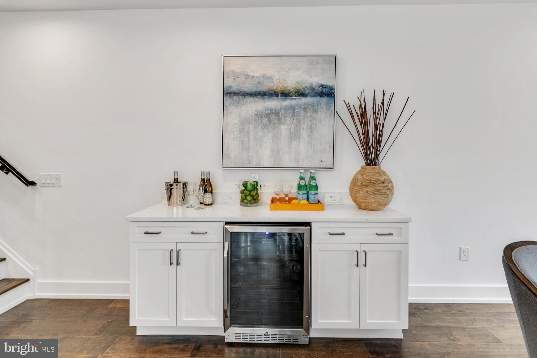 ROXBOROUGH - Residential