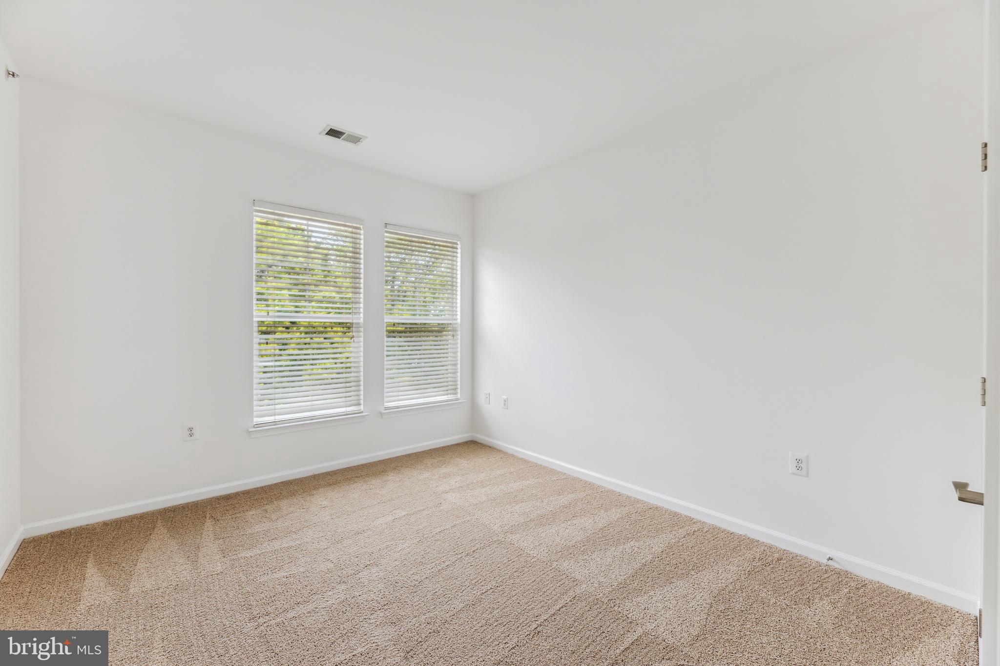 THE ADDISON AT ST PAUL - Residential