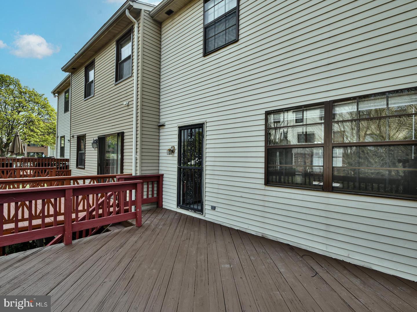 BROADFIELD AT WILTON FARM - Residential Lease