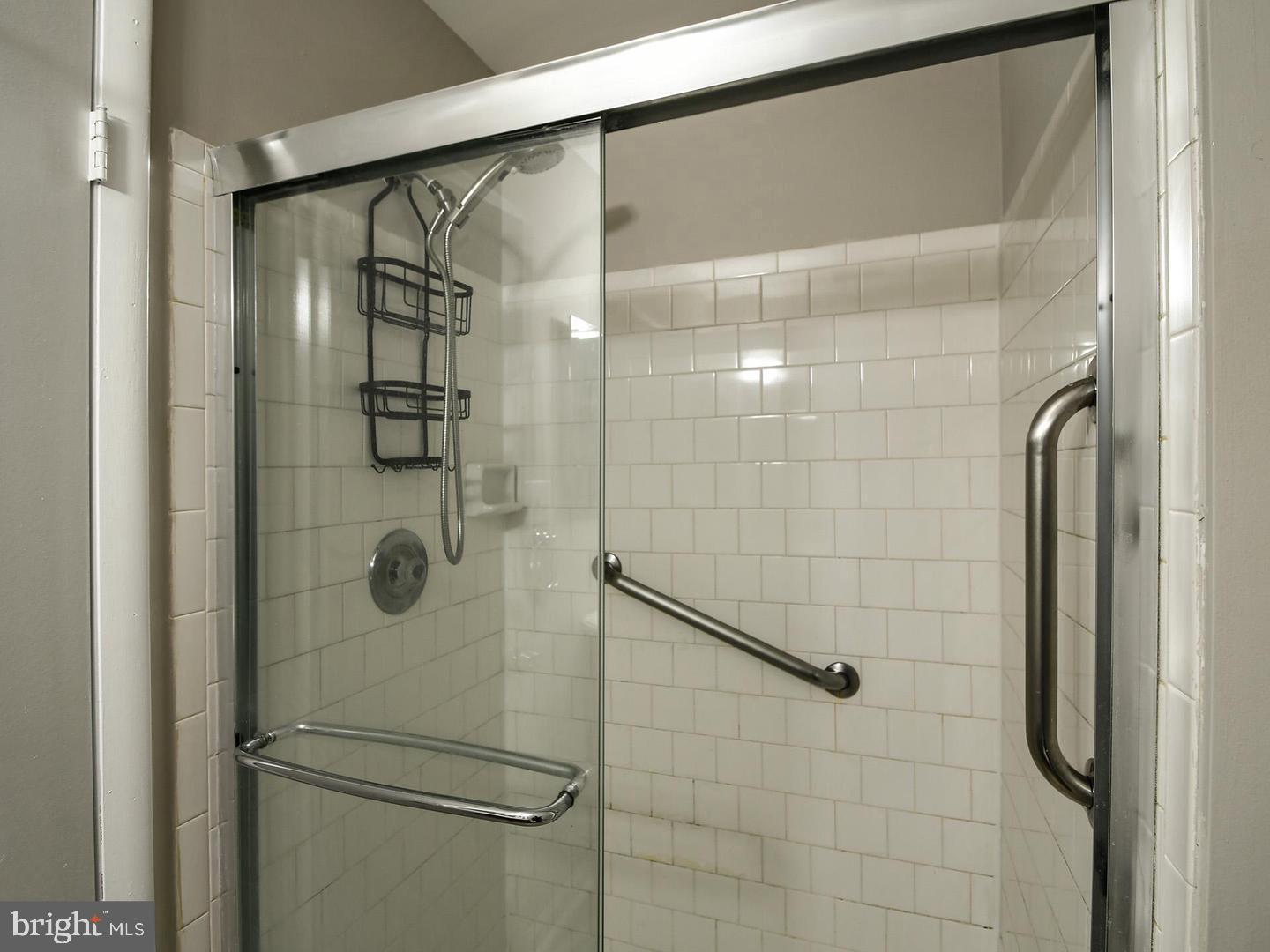 BROADFIELD AT WILTON FARM - Residential Lease