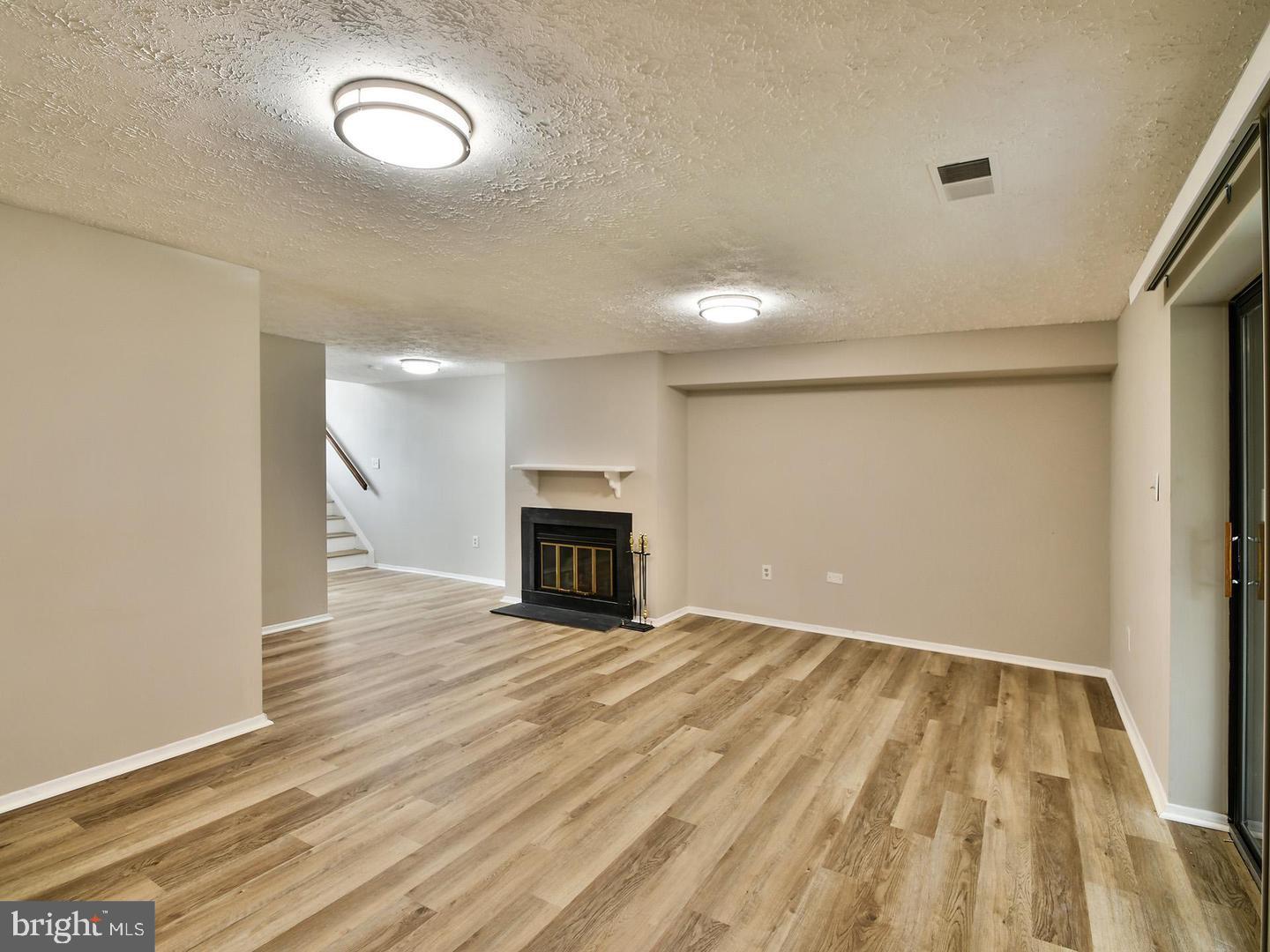 BROADFIELD AT WILTON FARM - Residential Lease