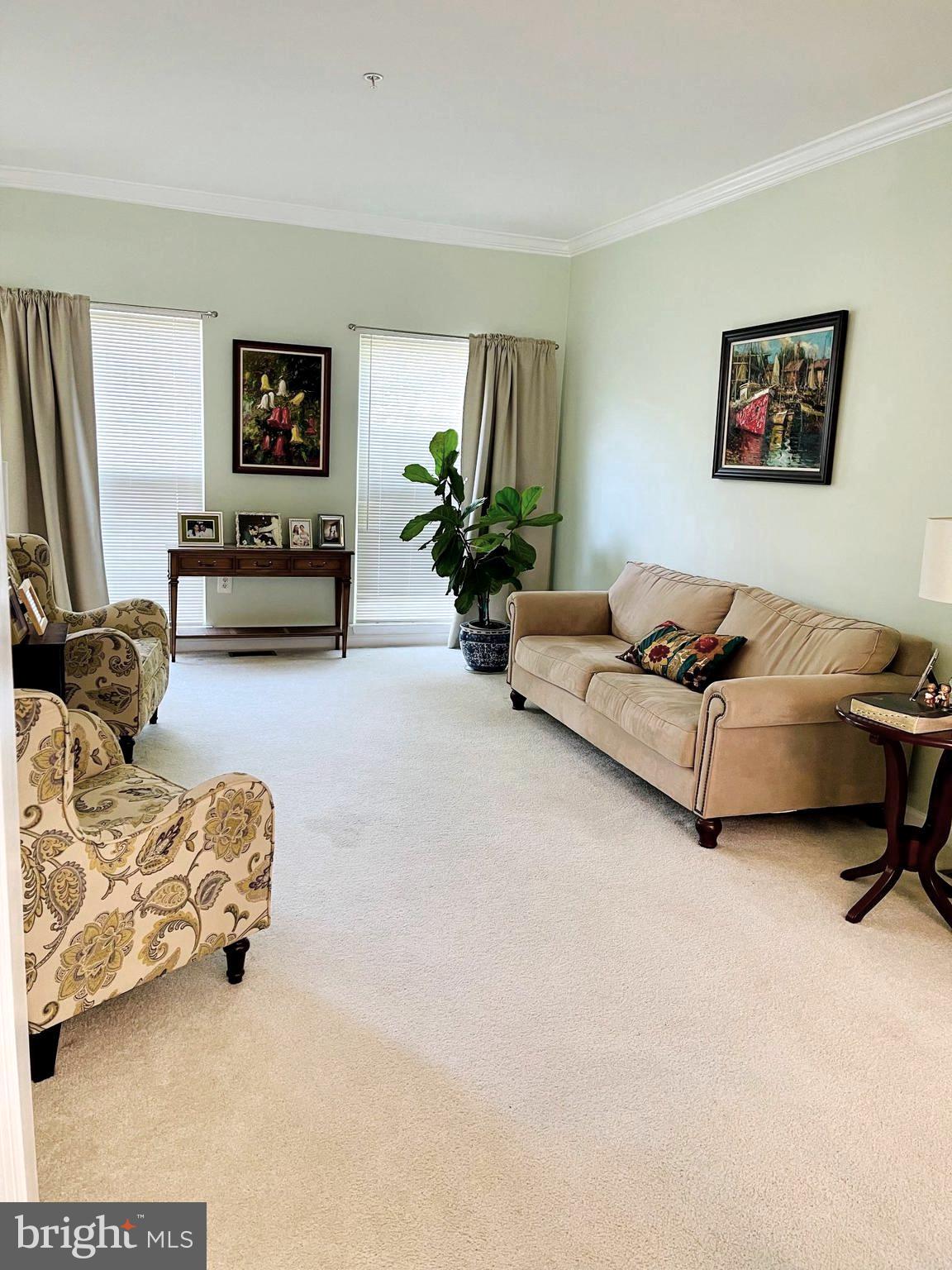 THE VILLAGES AT WELLINGTON - Residential Lease