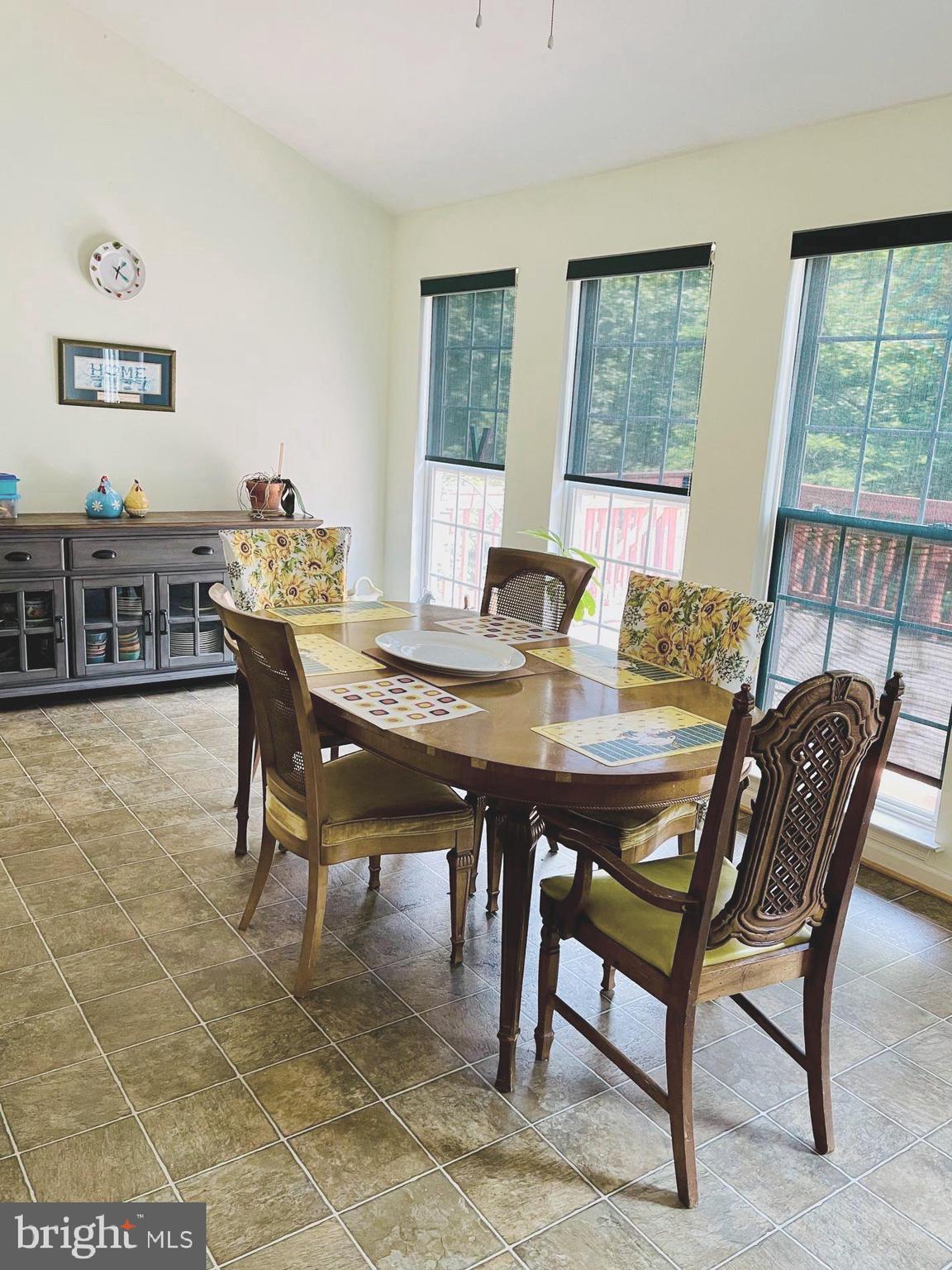 THE VILLAGES AT WELLINGTON - Residential Lease