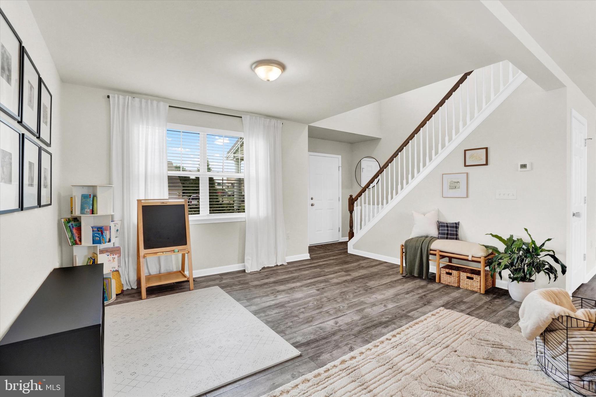 FARM LANE ESTATES - Residential