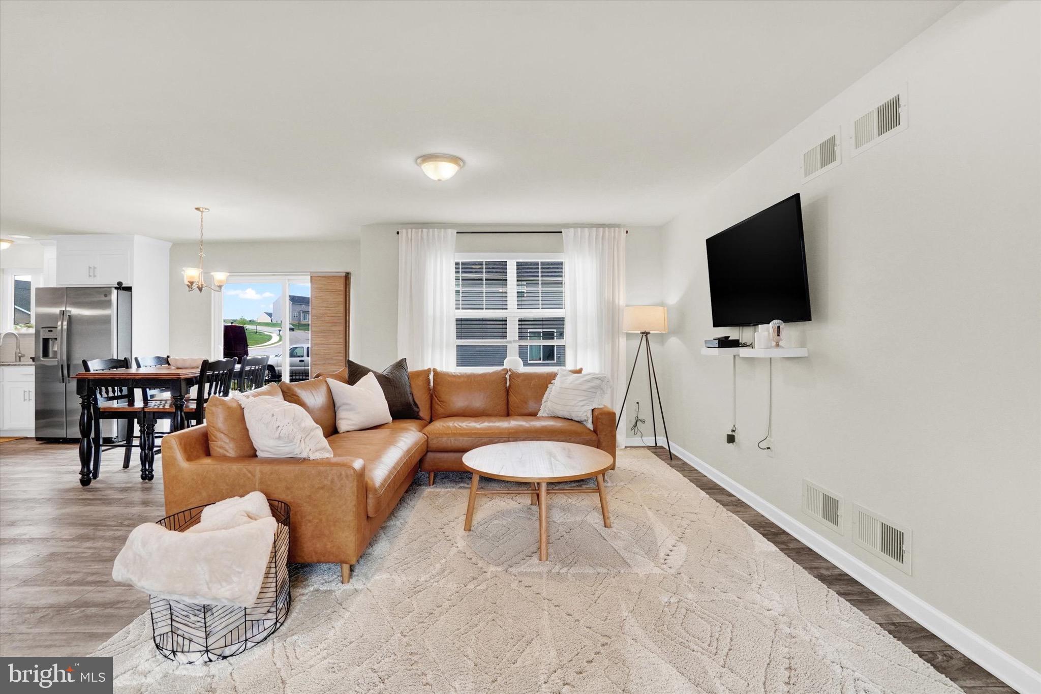 FARM LANE ESTATES - Residential