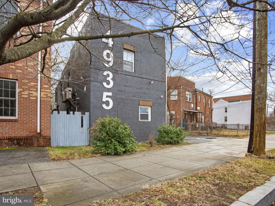 ONLINE AUCTION: Bidding begins 03/10/2026 @ 10:00 AM. Bidding ends 03/10/2026 @ 11:00 AM. List Price is Suggested Opening Bid. 2 Story Multi-Unit building located in the Northeast Washington DC. Property is set up as 6 Units. Each unit has a mini-split HVAC installed. All units are separately metered. Residents can enjoy the nearby attractions such as Marvin Gaye Park, Fort Mahan Park, Kenilworth Park & Aquatic Gardens, & +/- 6 miles to Downtown Washington DC. Property is Vacant. Easy Access to major traffic artery Route 295. Deposit: $50,000.