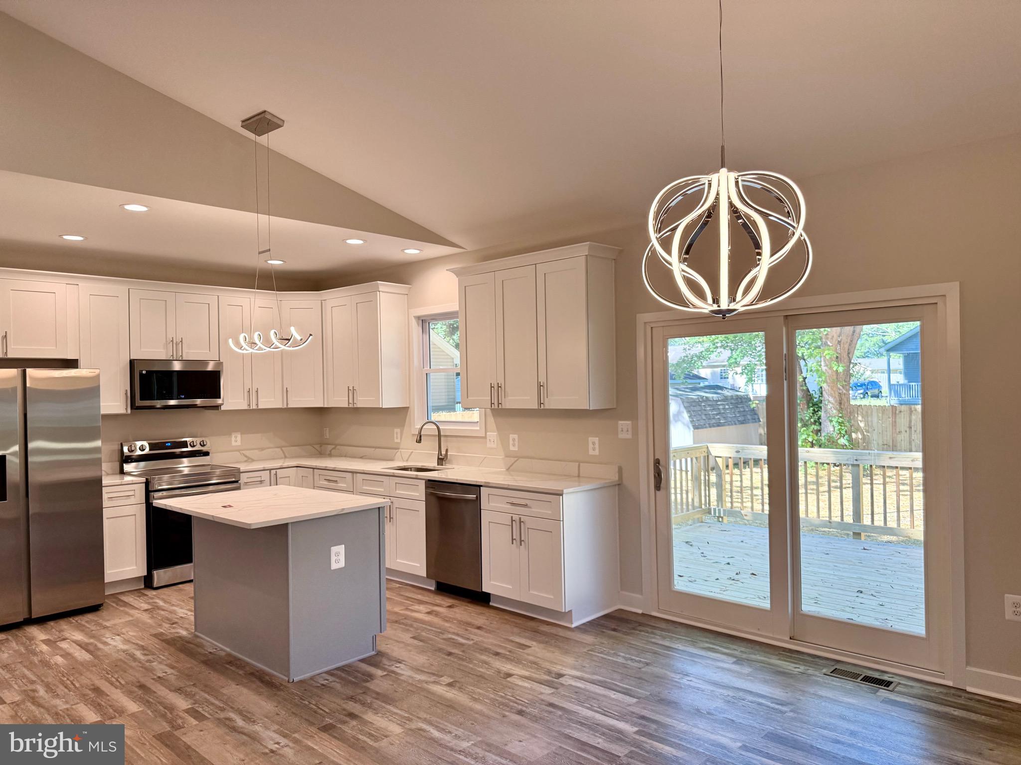 PLACID BAY ESTATES - Residential