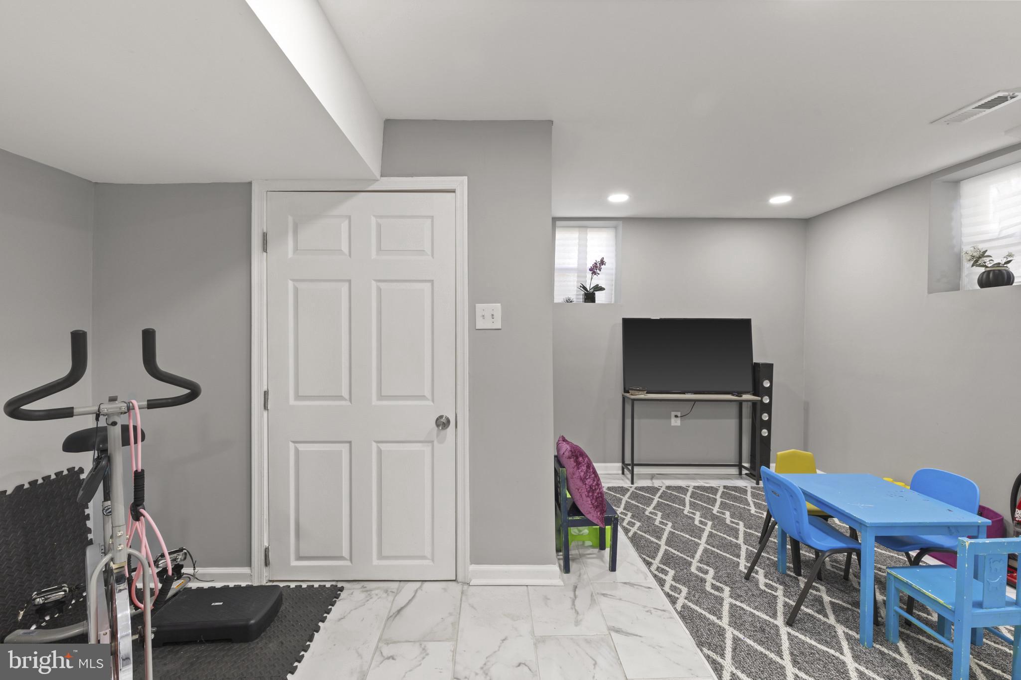 GWYNN OAK - Residential