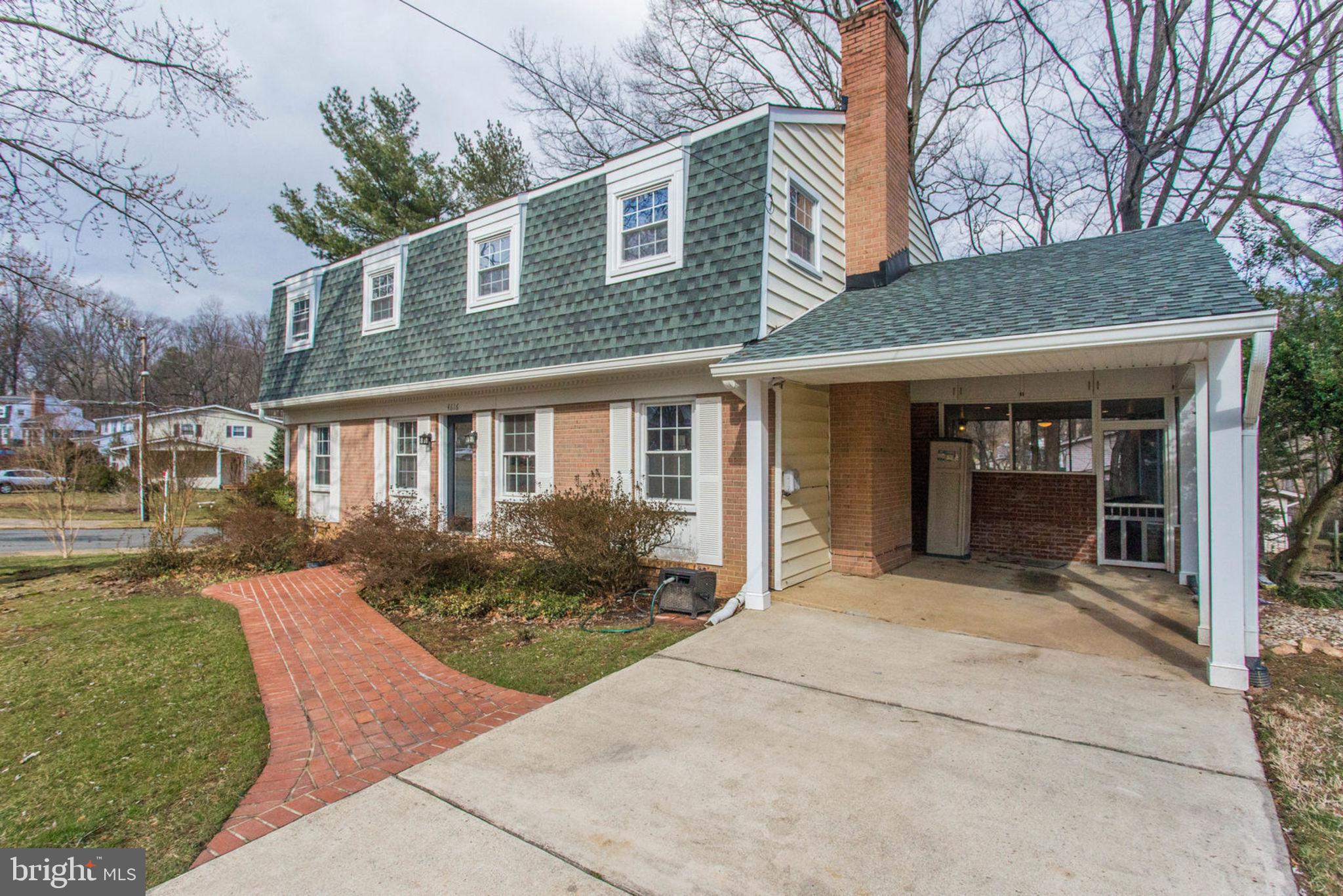 SURREY SQUARE - Residential