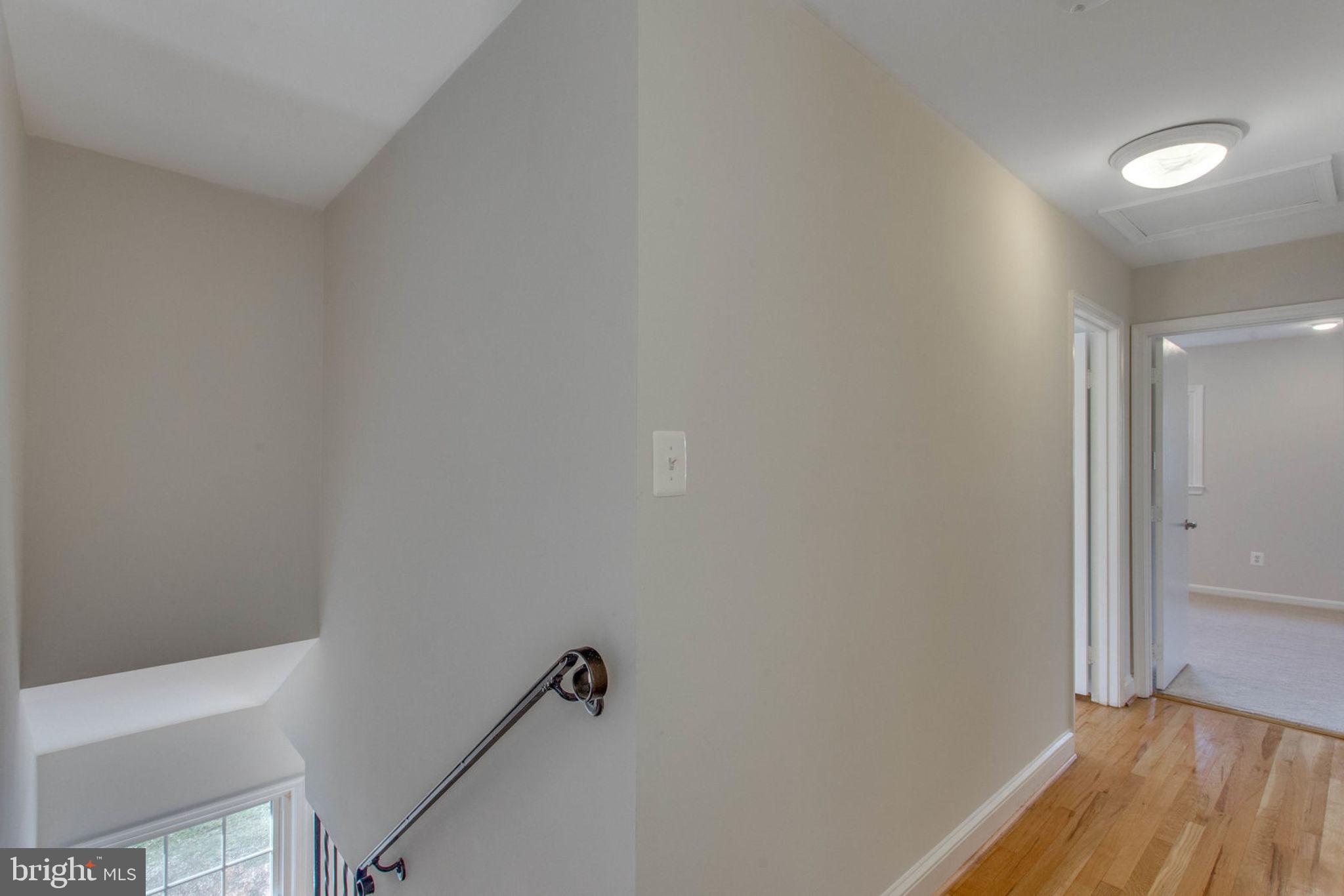 SURREY SQUARE - Residential