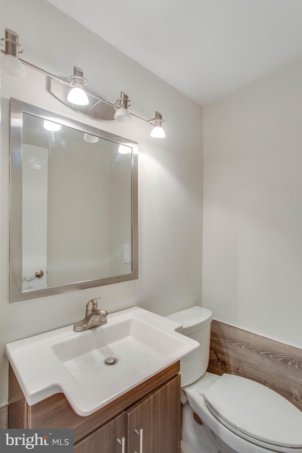 SURREY SQUARE - Residential