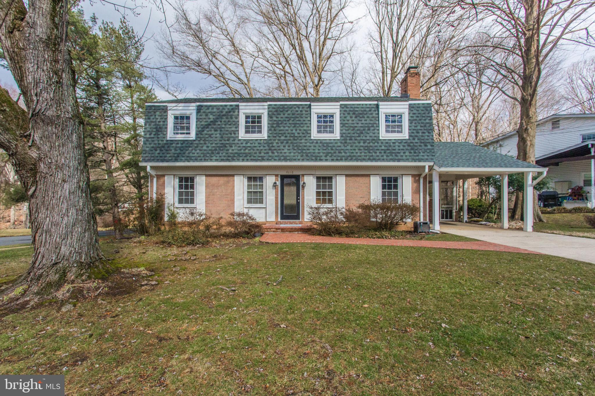 SURREY SQUARE - Residential