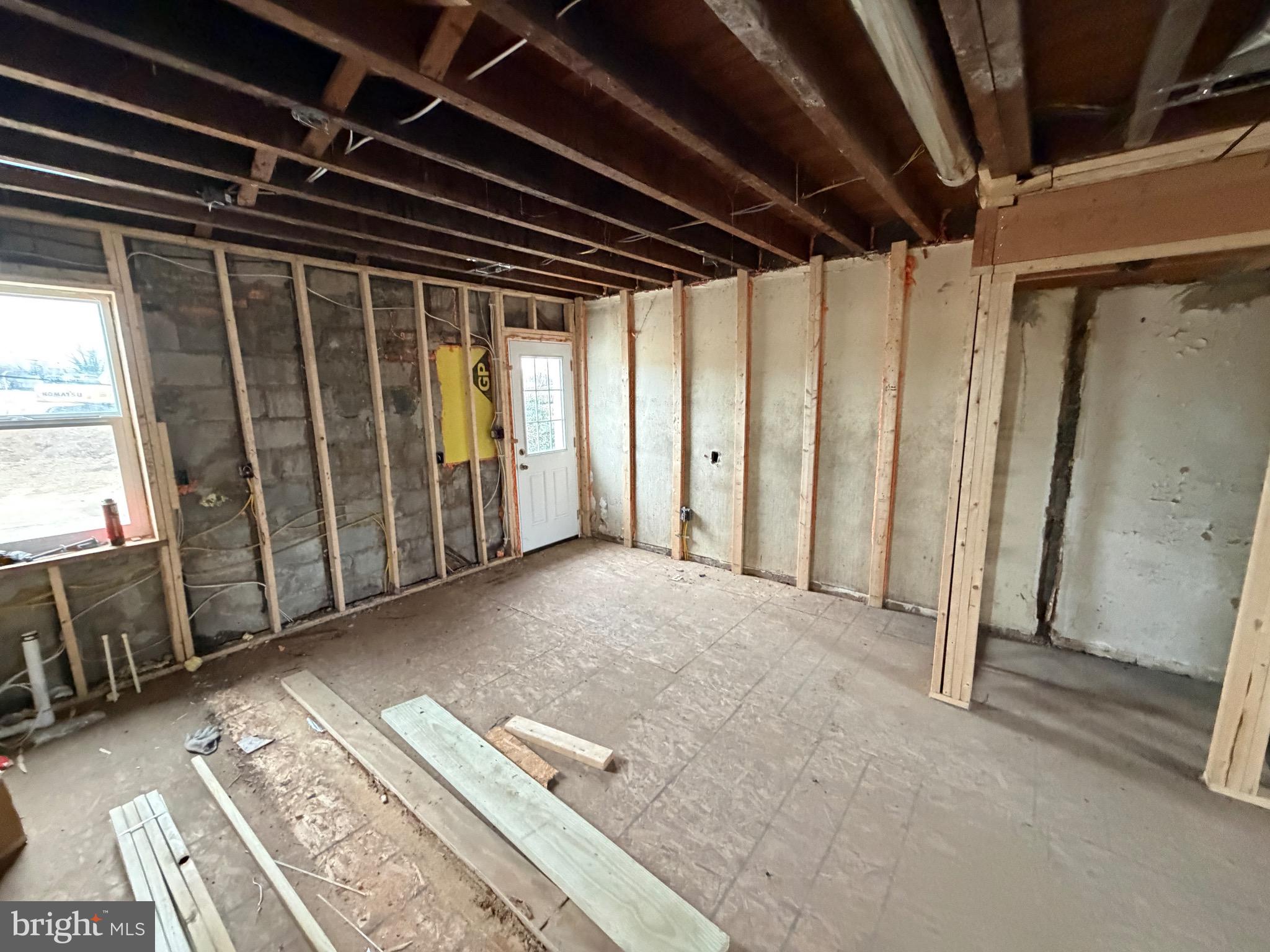 4907 EDGEMERE AVENUE