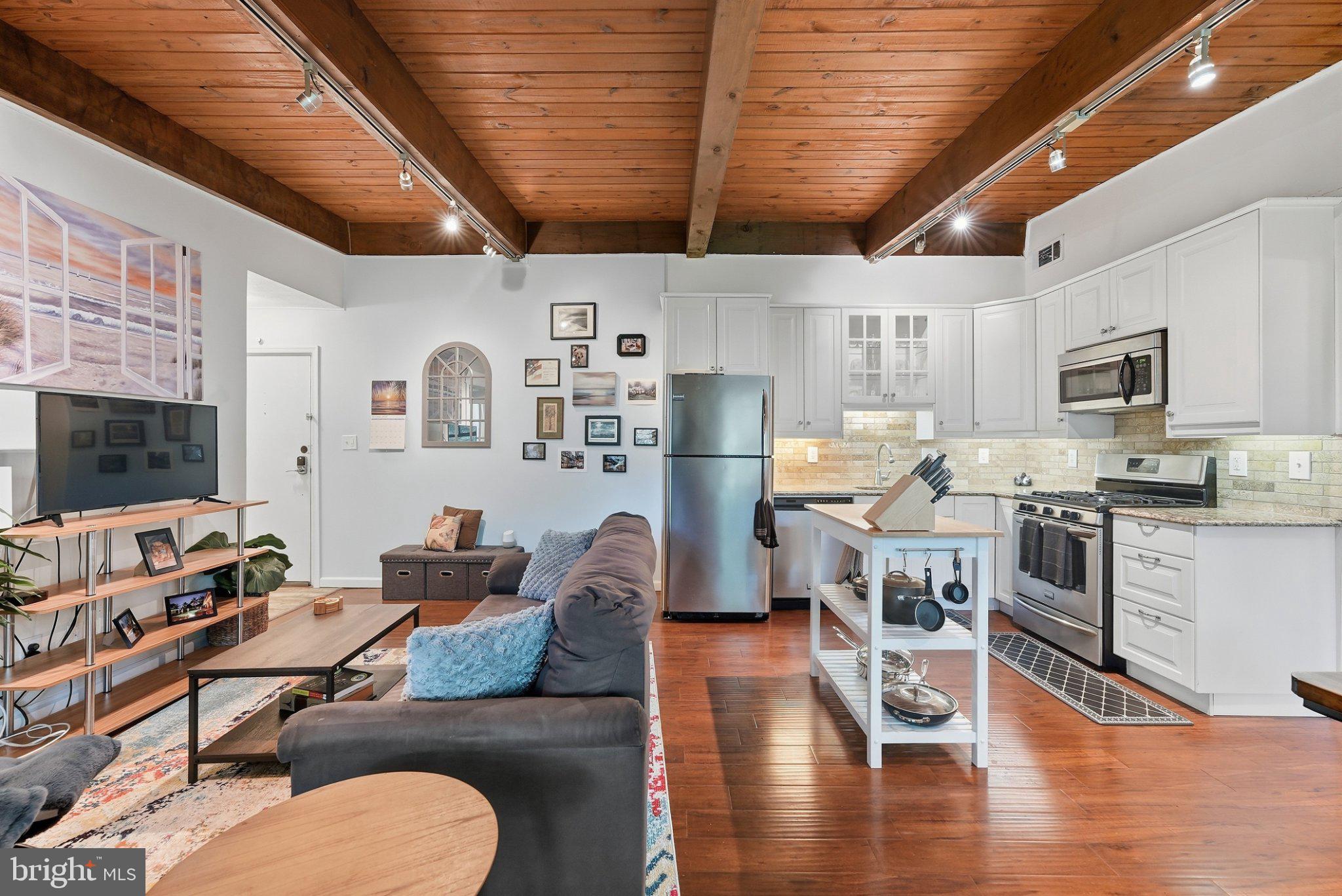 4937 AMERICANA DRIVE 202