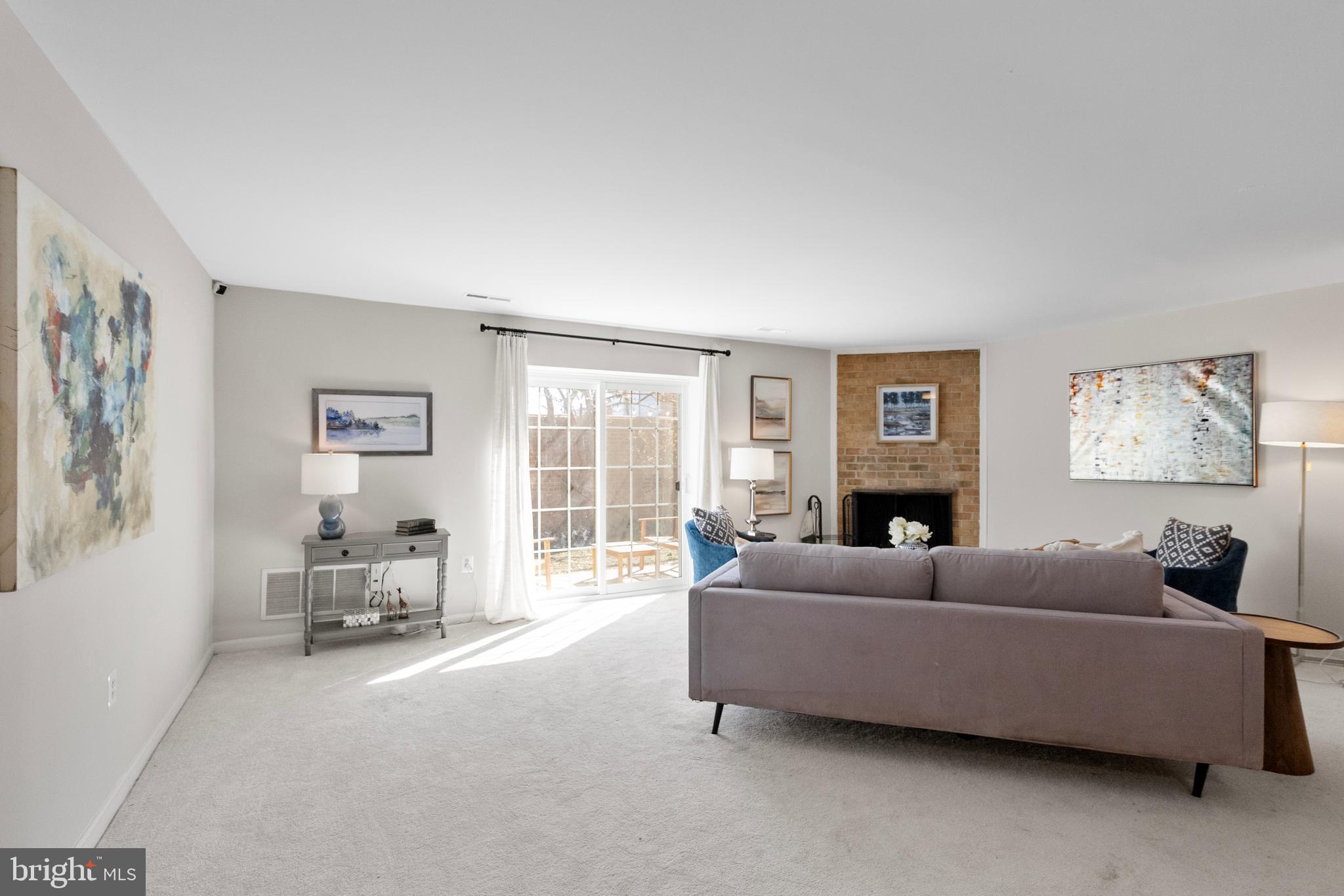 WESTHAMPTON MEWS - Residential Lease