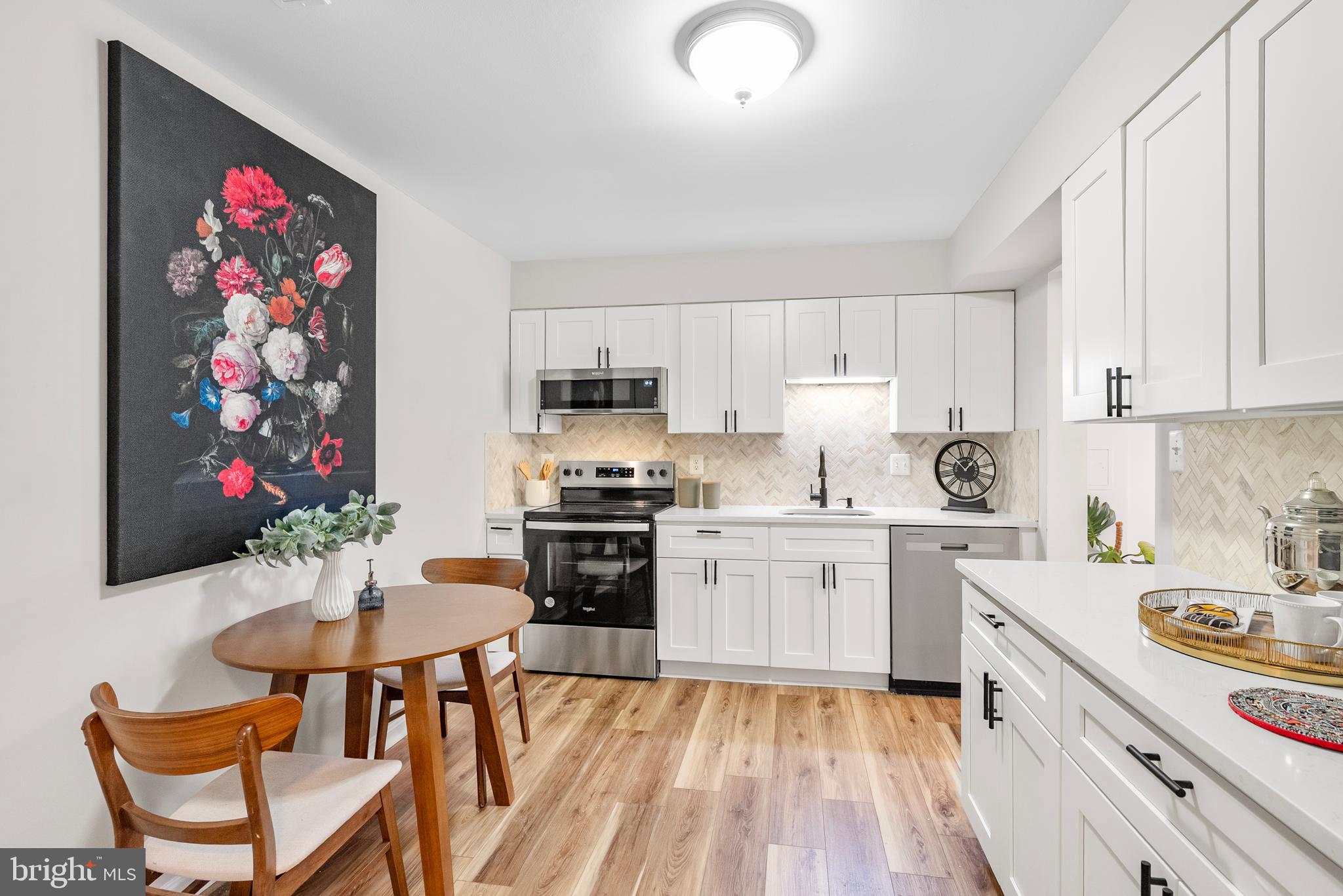 WESTHAMPTON MEWS - Residential Lease