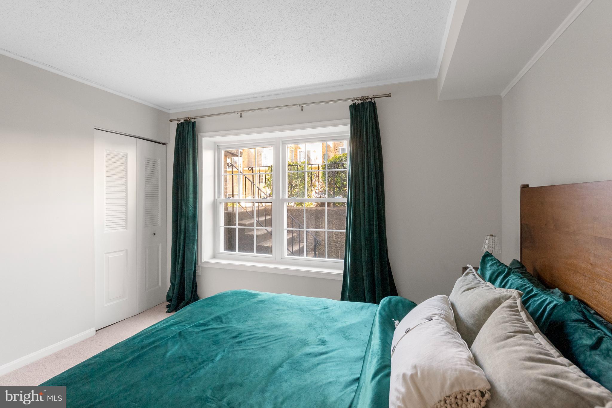 WESTHAMPTON MEWS - Residential Lease