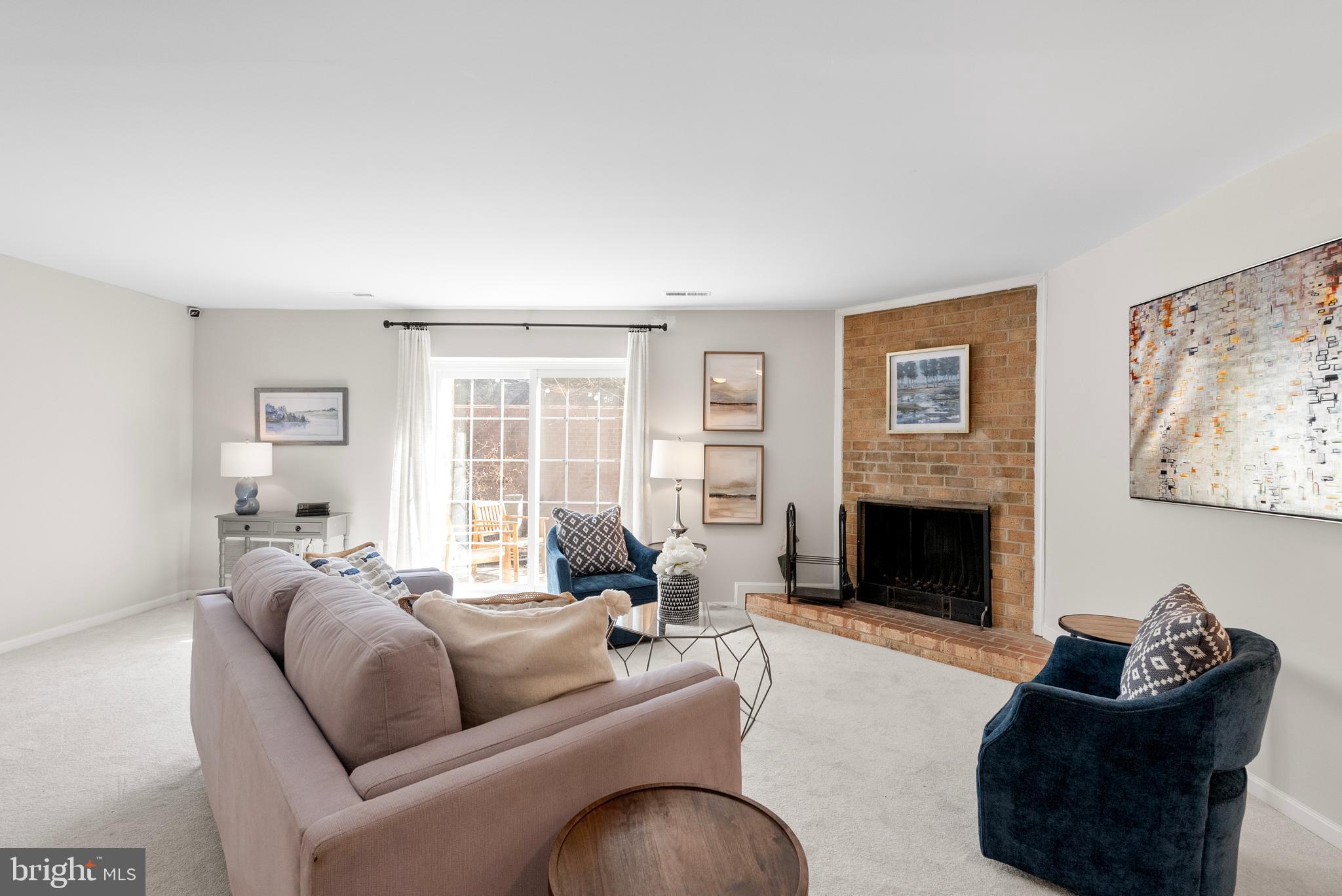 WESTHAMPTON MEWS - Residential Lease