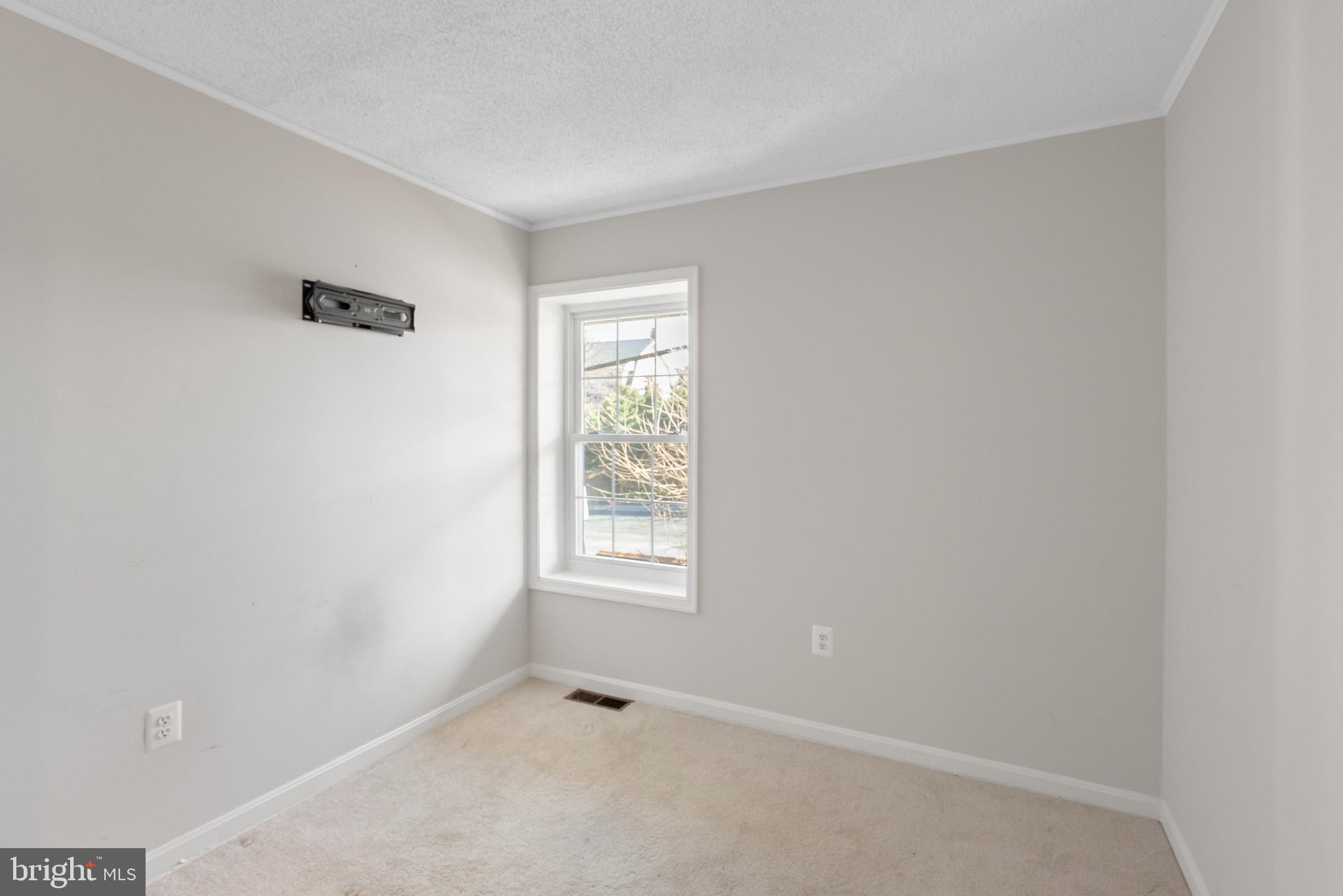 WESTHAMPTON MEWS - Residential Lease