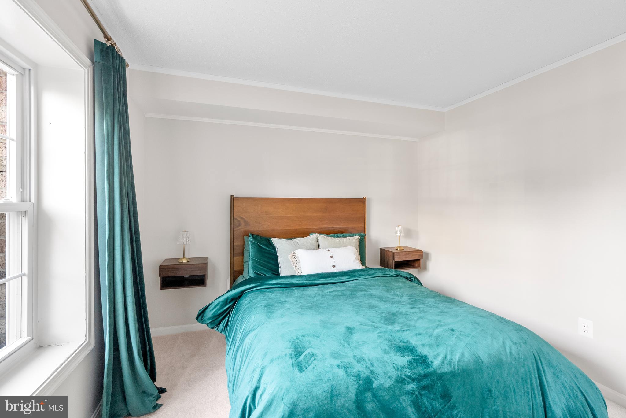 WESTHAMPTON MEWS - Residential Lease