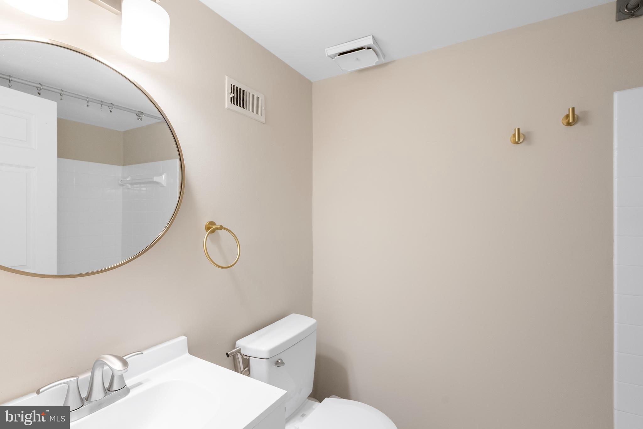 WESTHAMPTON MEWS - Residential Lease