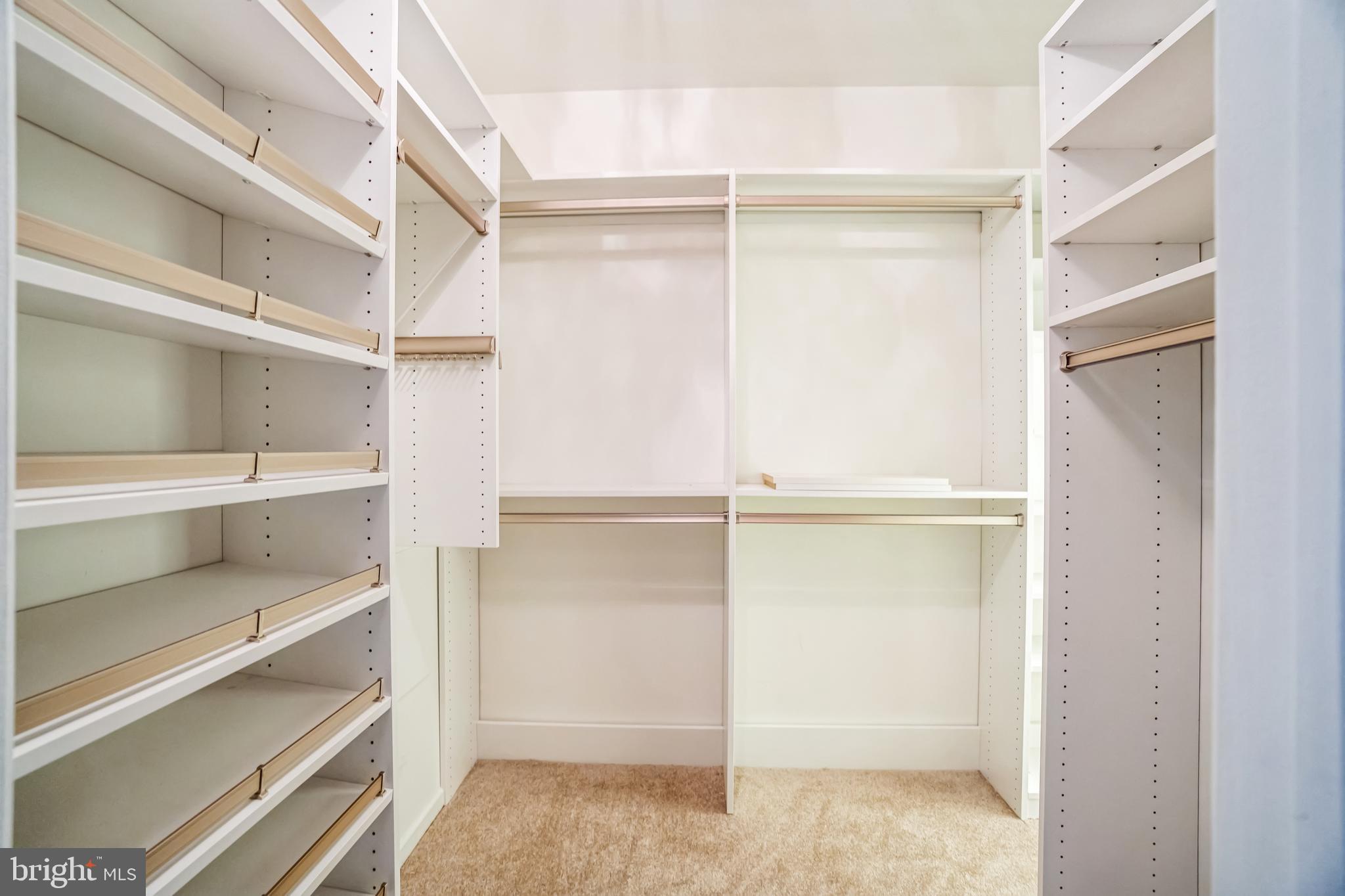 WEATHERSTONE - Residential Lease