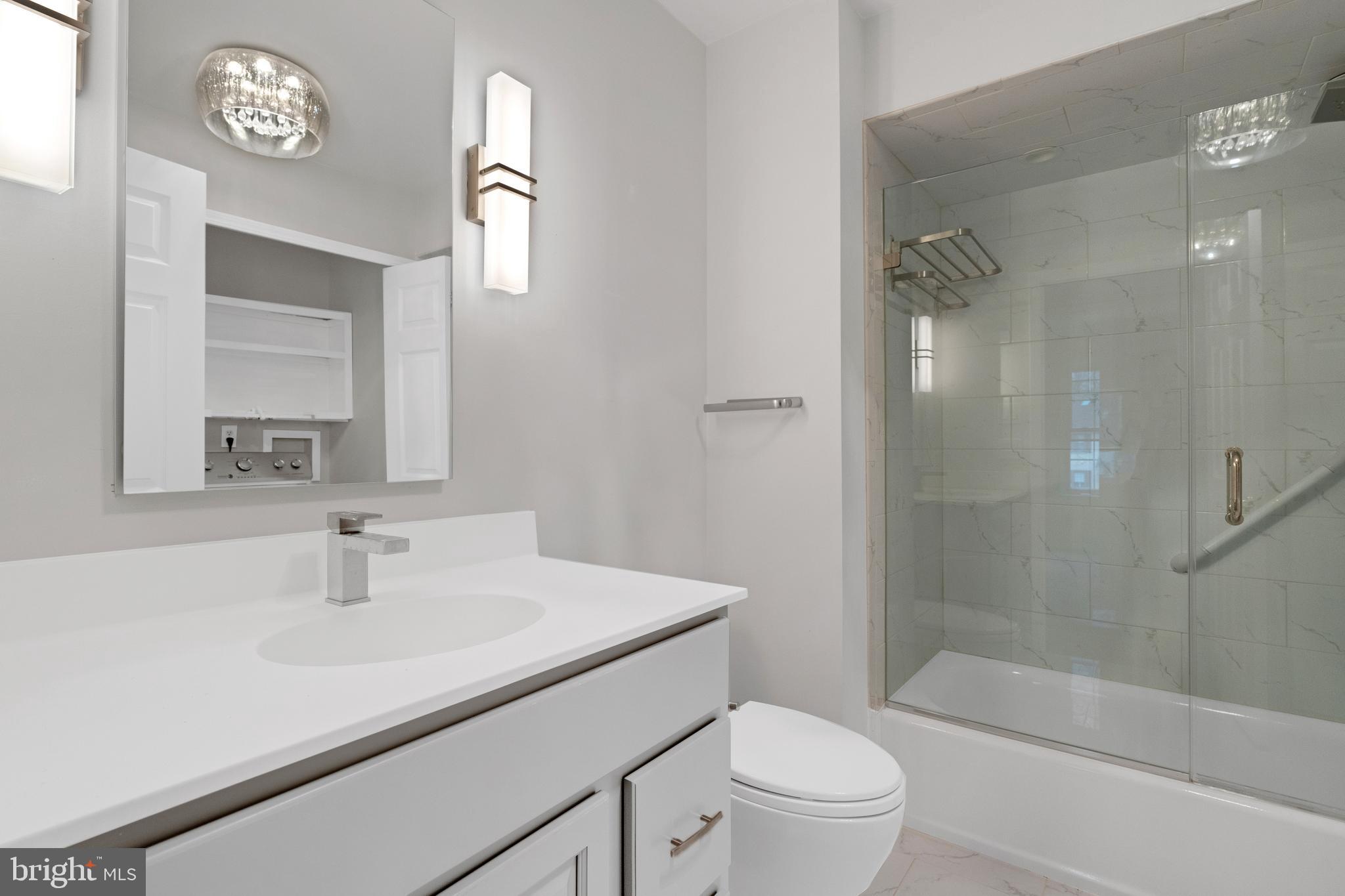 WEATHERSTONE - Residential Lease