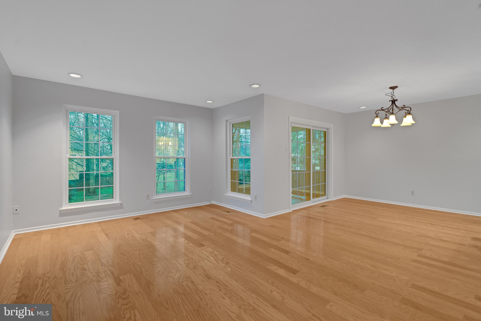 WEATHERSTONE - Residential Lease