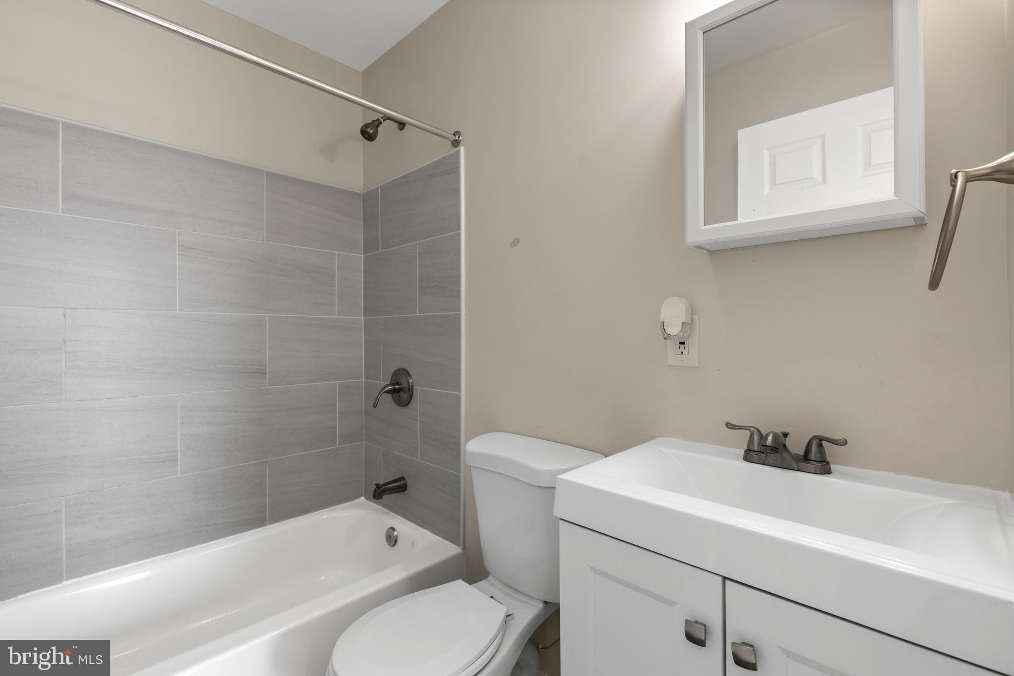 OAKENSHAWE - Residential