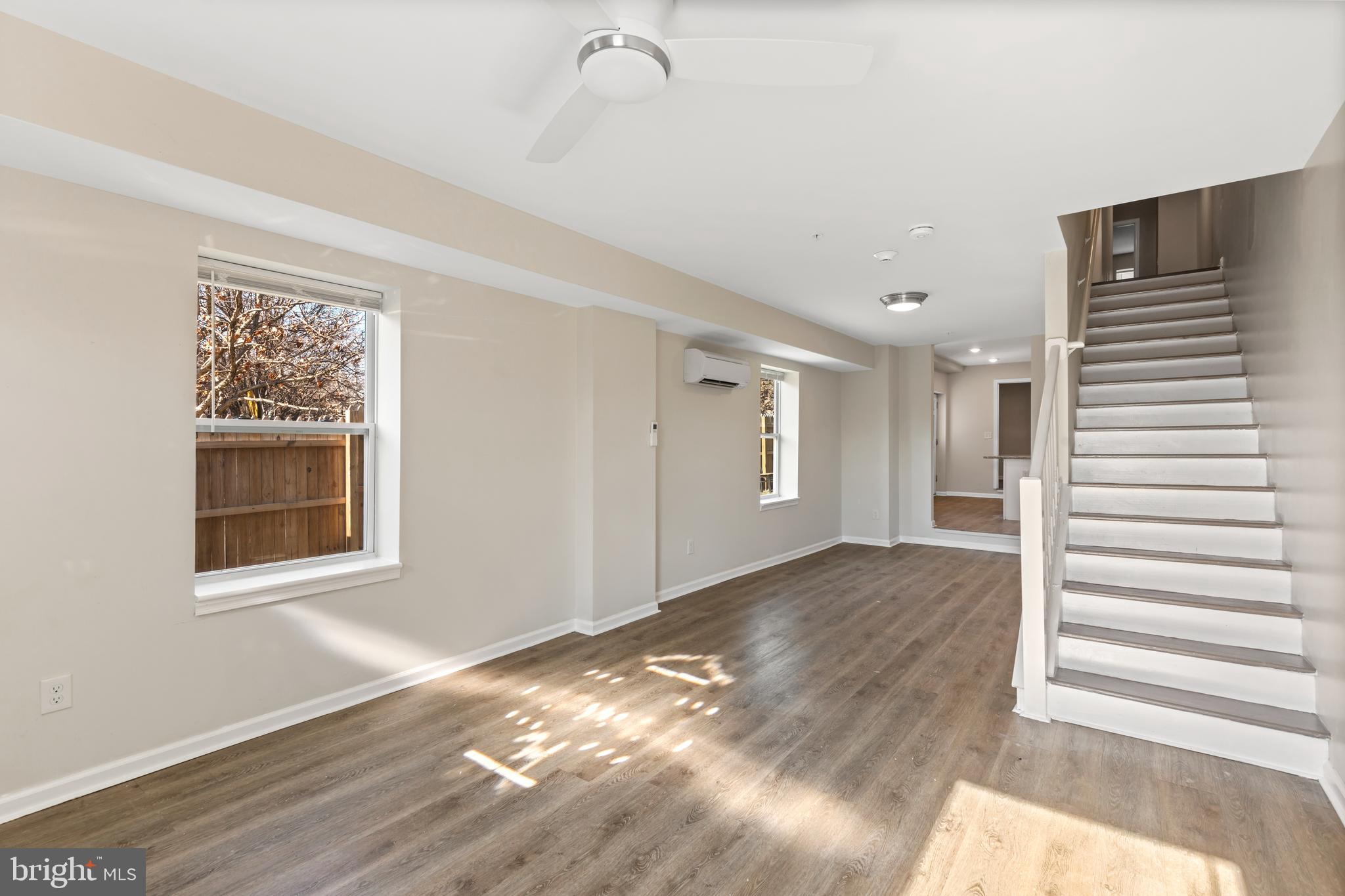 OAKENSHAWE - Residential