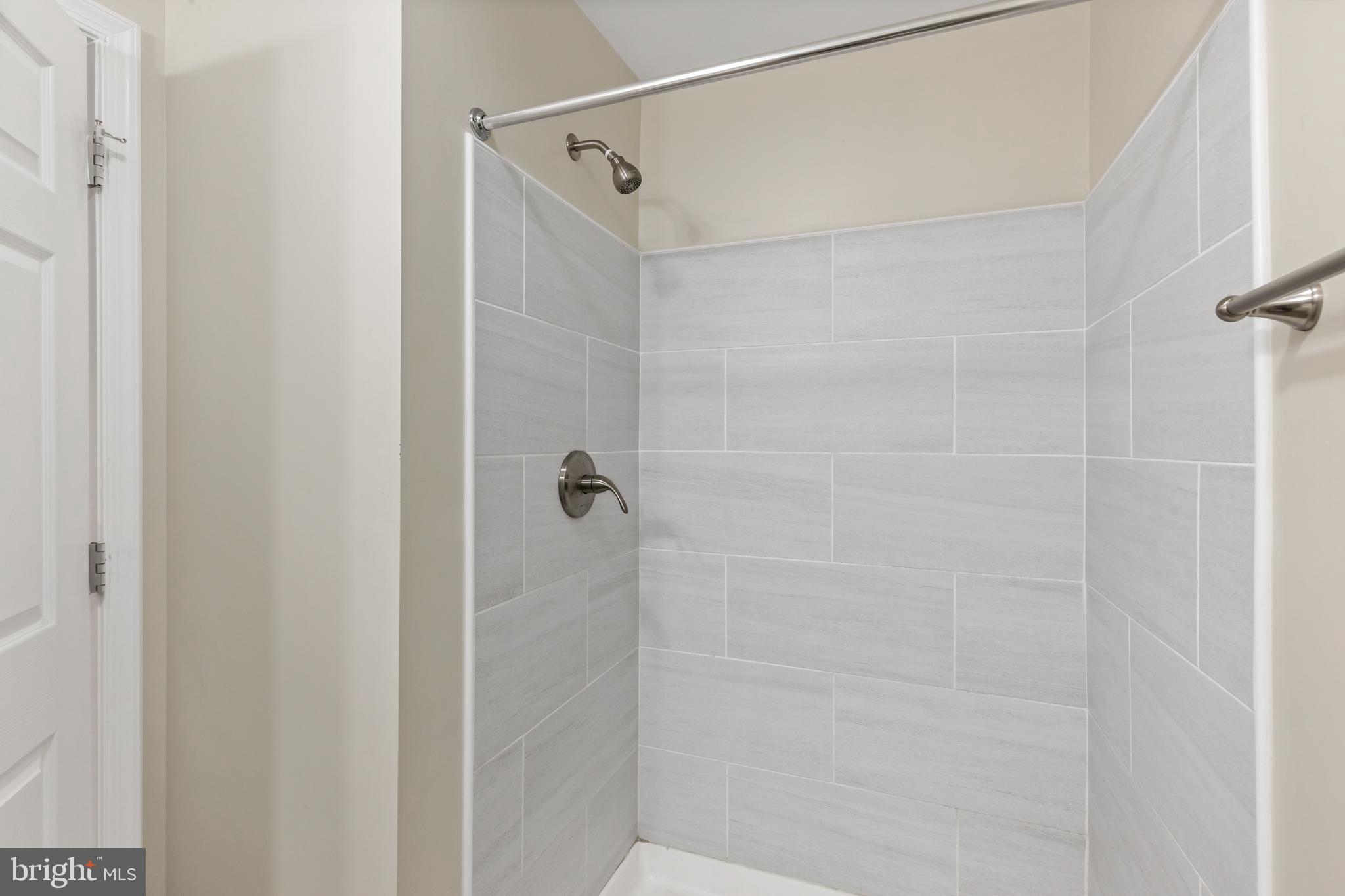 OAKENSHAWE - Residential