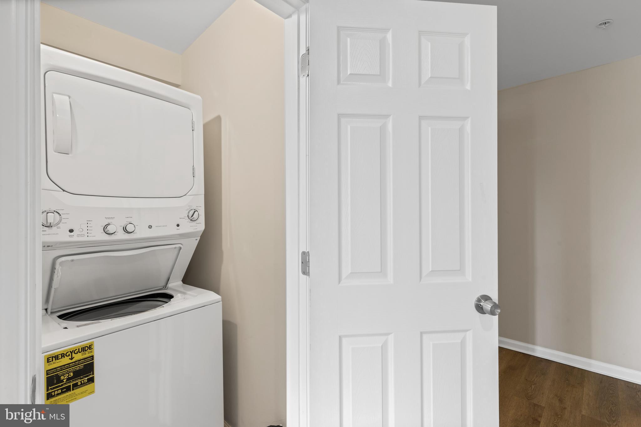 OAKENSHAWE - Residential