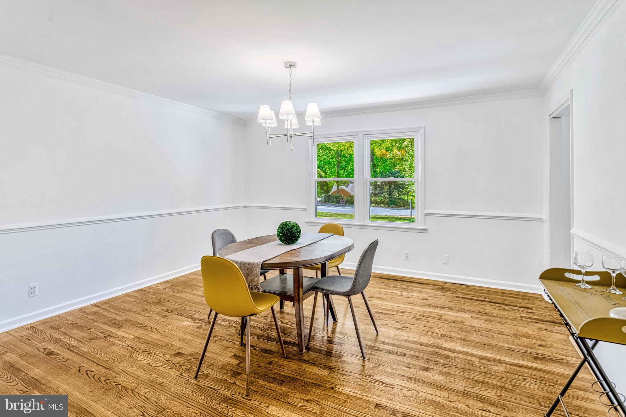 TWIN LAKES - Residential