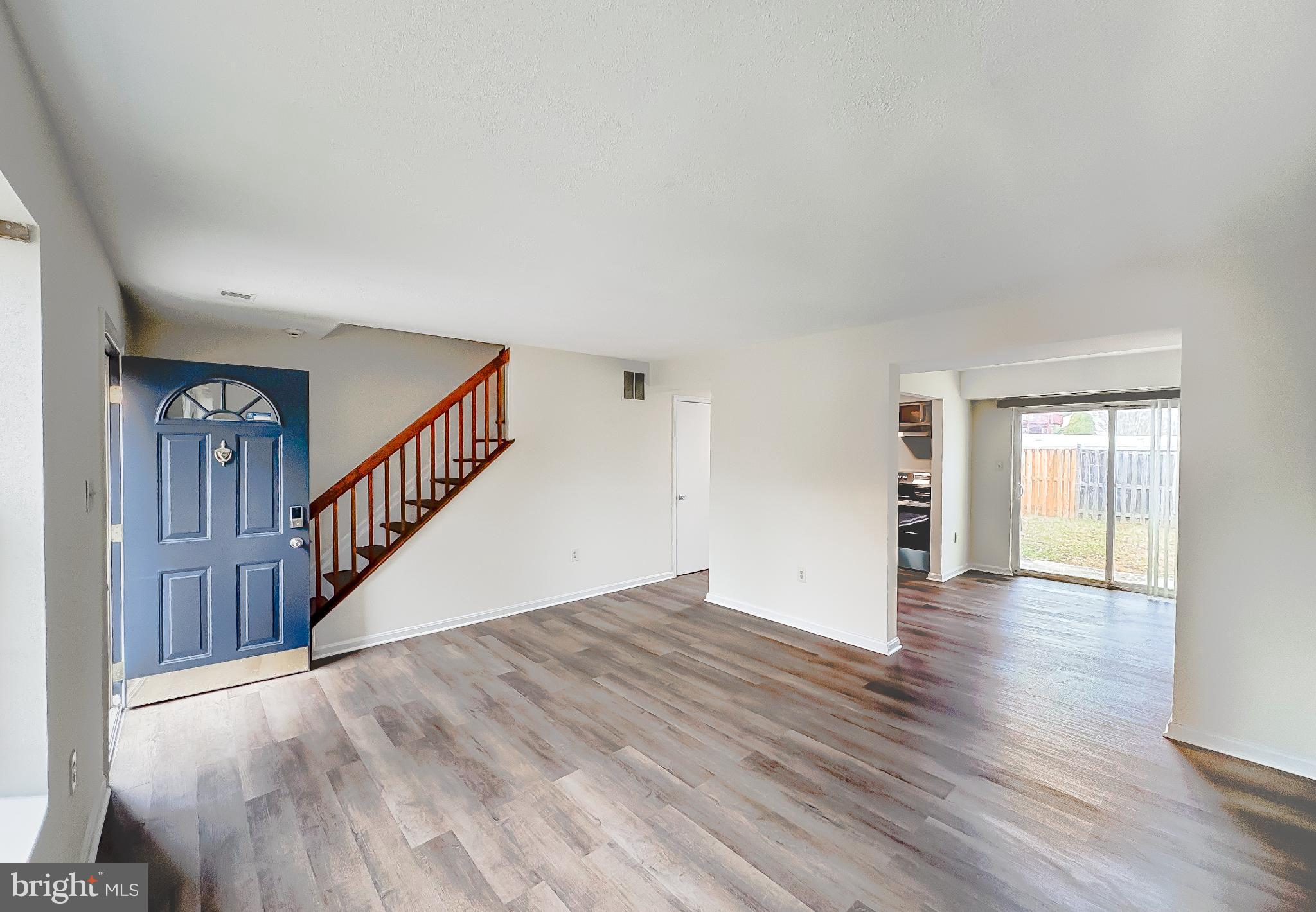 ENTERPRISE KNOLLS - Residential Lease