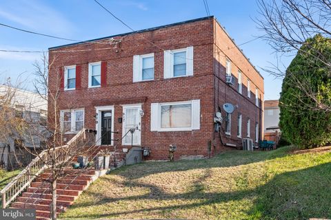 917 47TH STREET NE WASHINGTON DC 20019