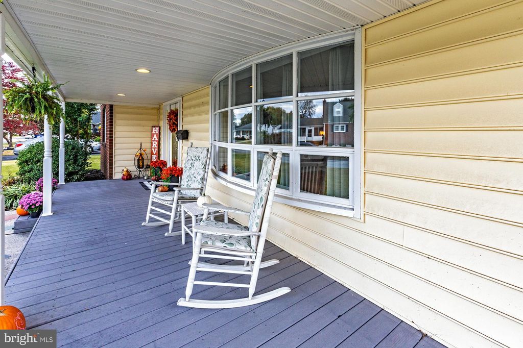 Photo of 412 Erie Avenue, CARNEYS POINT, NJ 08069 (MLS # NJSA2016820)