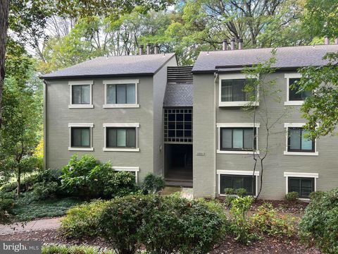 11721 KARBON HILL COURT T2 RESTON VA 20191