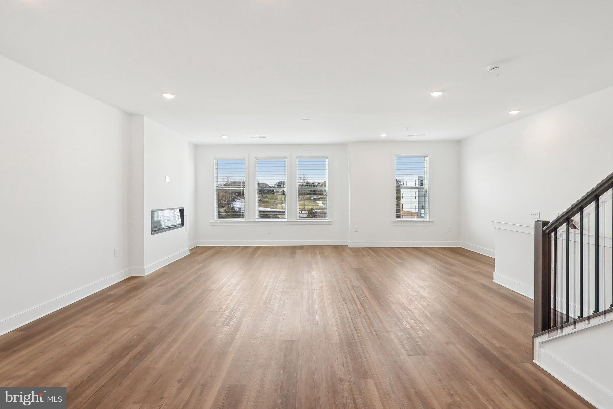 BELMONT OVERLOOK - Residential Lease