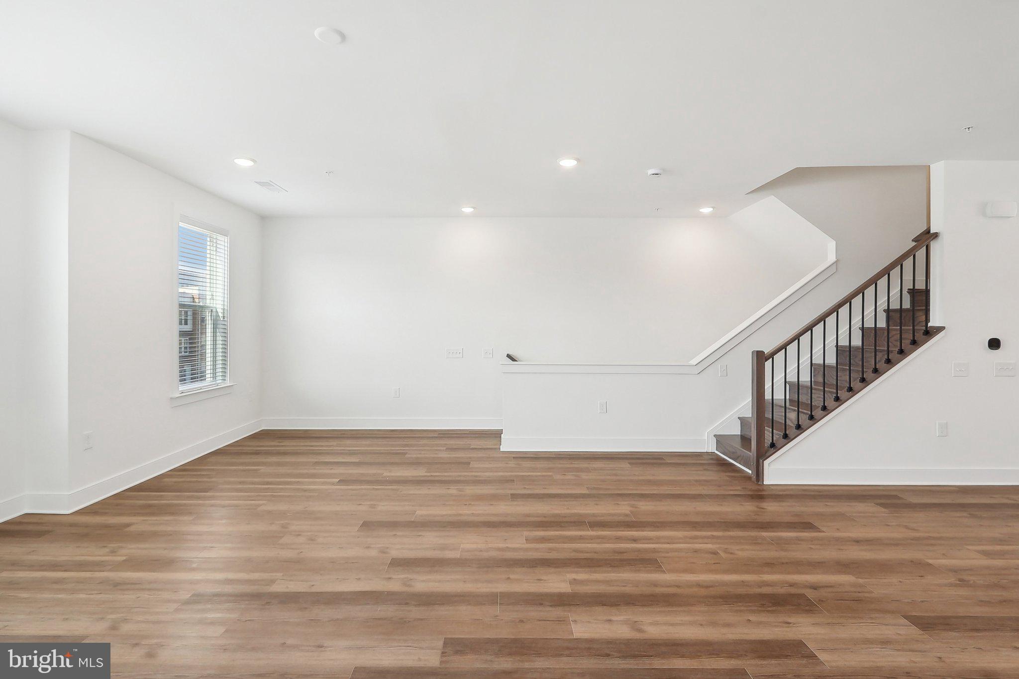 BELMONT OVERLOOK - Residential Lease