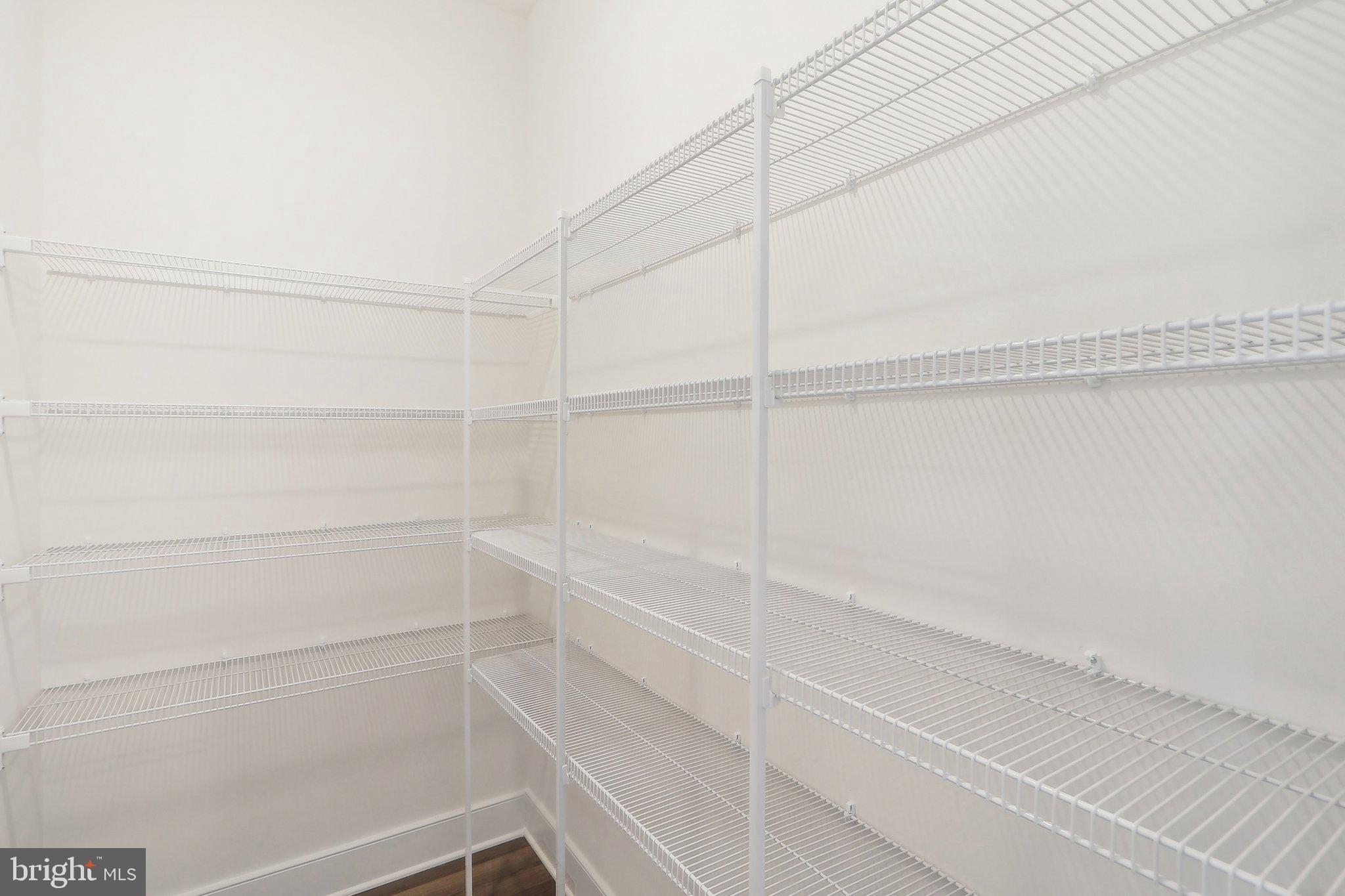 BELMONT OVERLOOK - Residential Lease