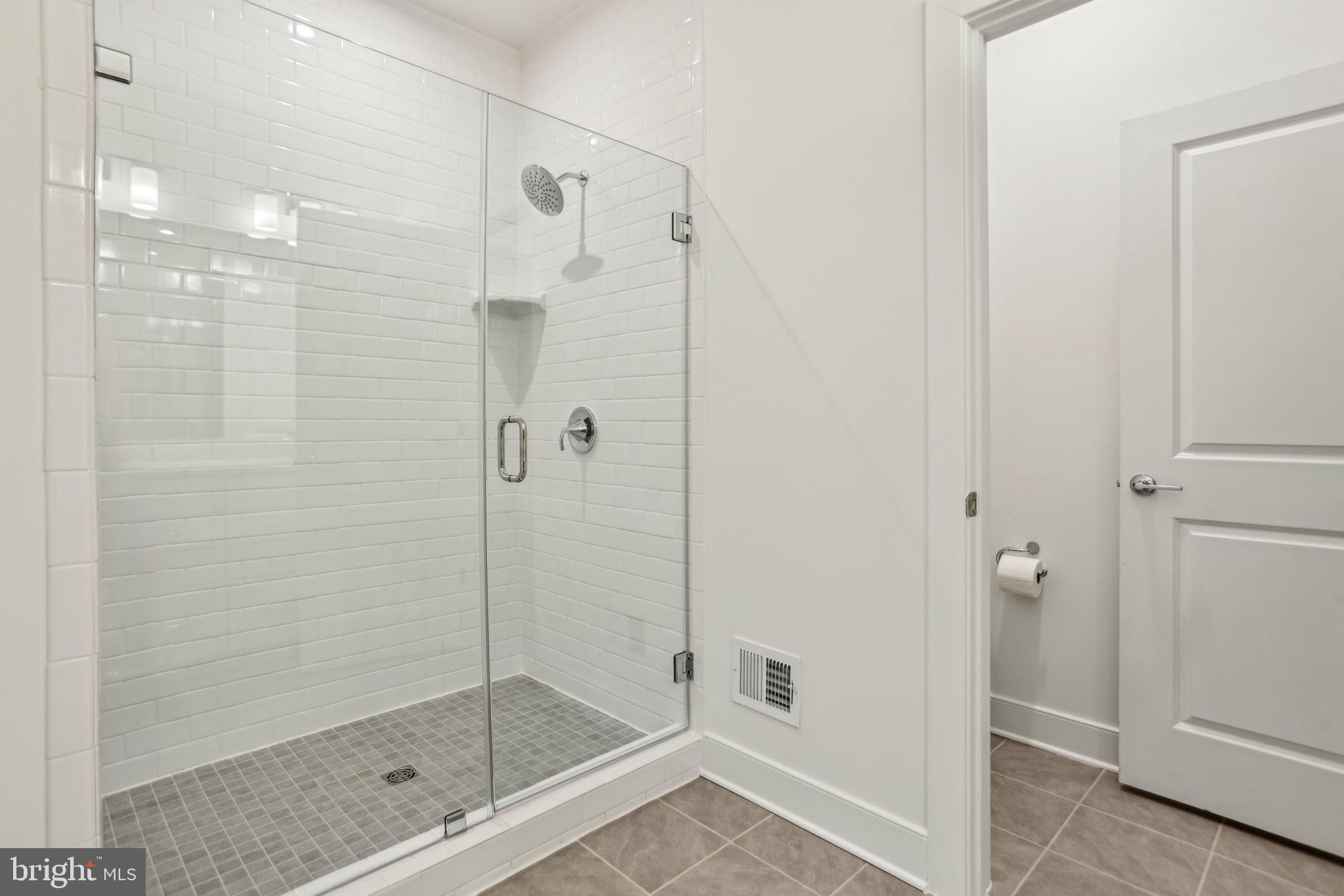 BELMONT OVERLOOK - Residential Lease