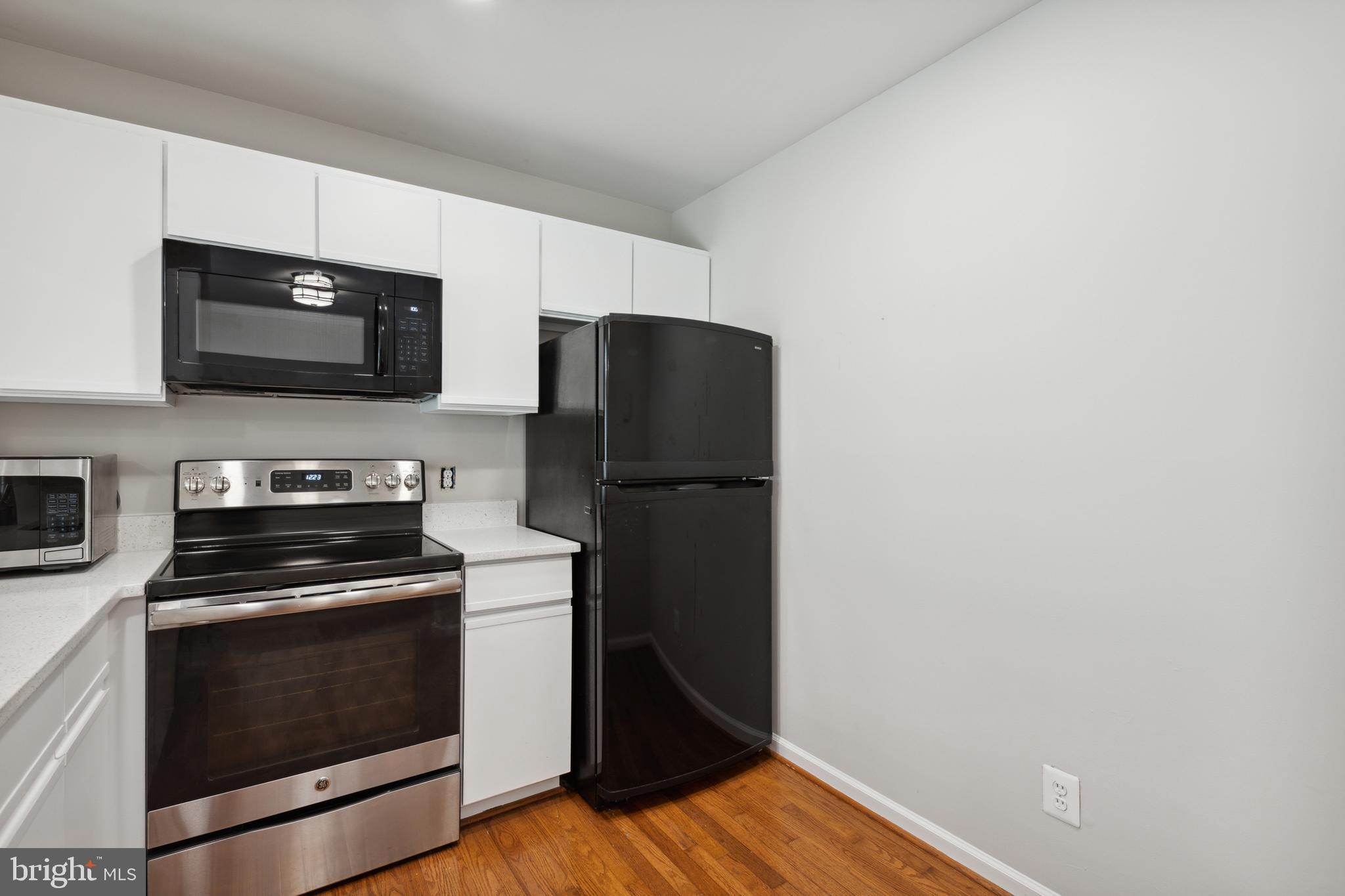 CARR AT PINECREST - Residential