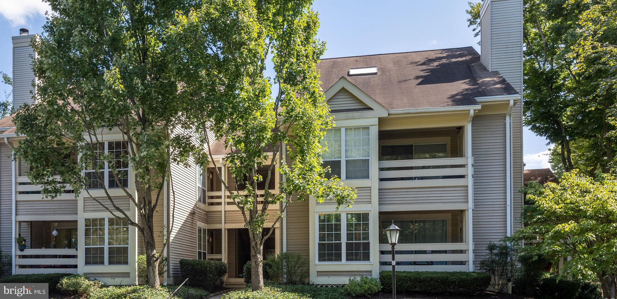 CARR AT PINECREST - Residential