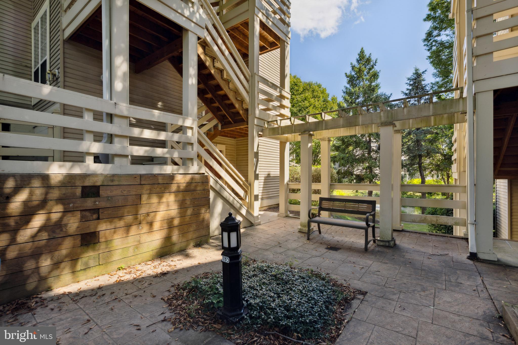 CARR AT PINECREST - Residential