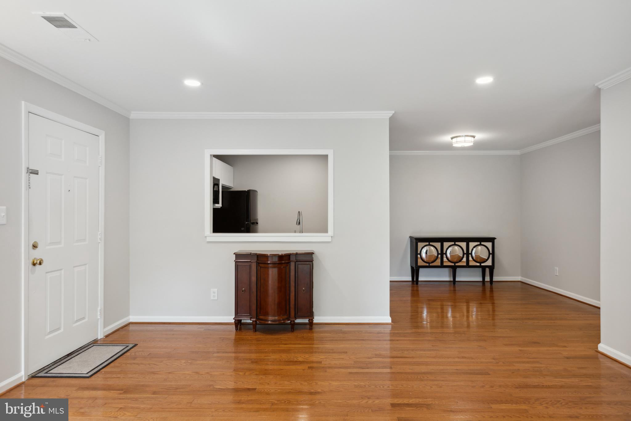 CARR AT PINECREST - Residential