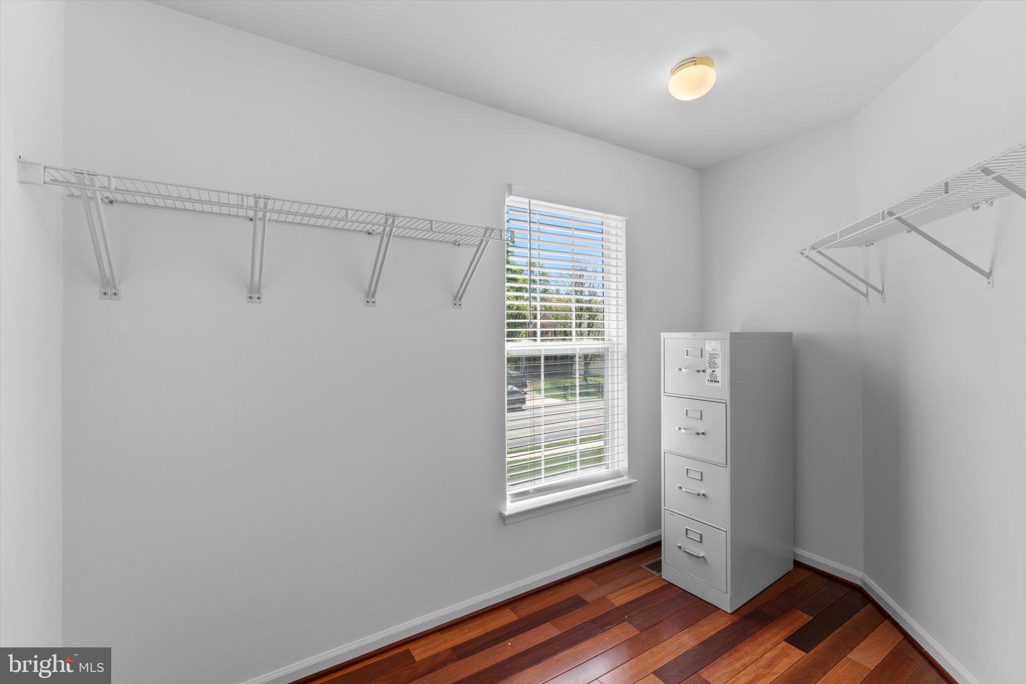 ROCKHILL CENTER ESTATES - Residential Lease